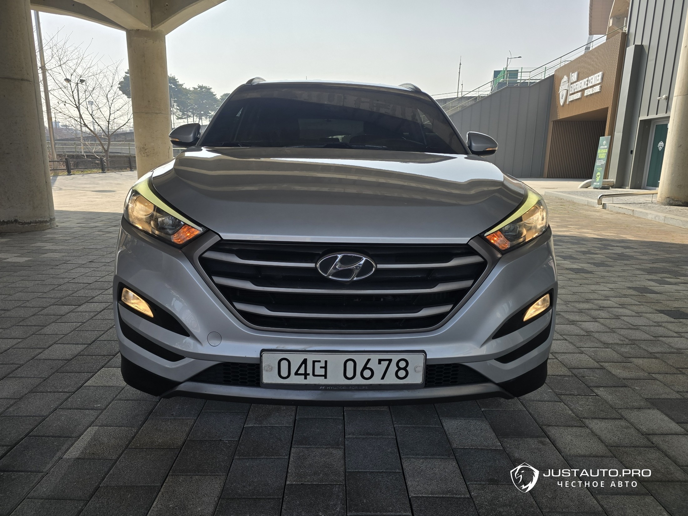 Автомобиль Hyundai Tucson