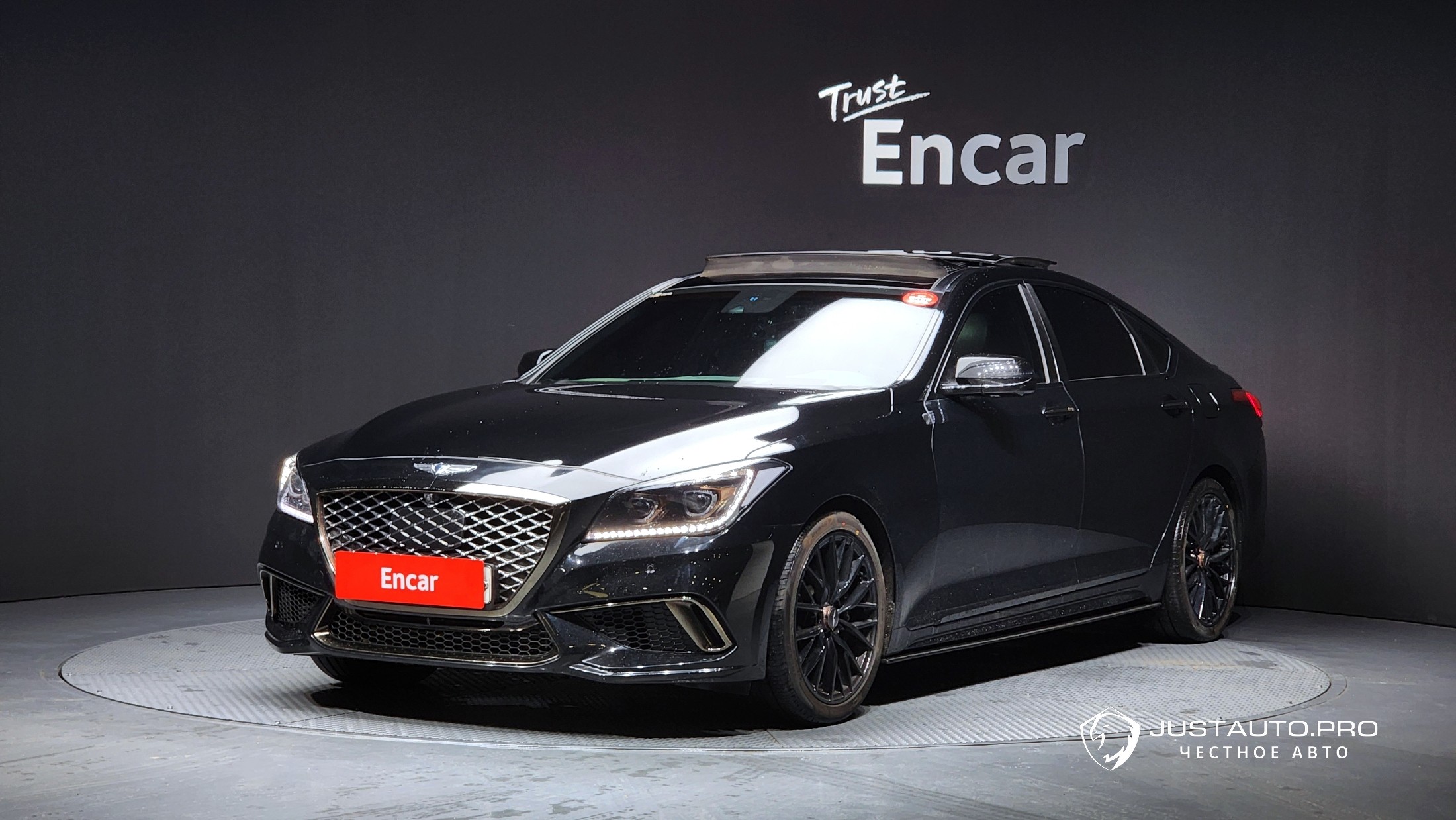 Автомобиль Genesis G80