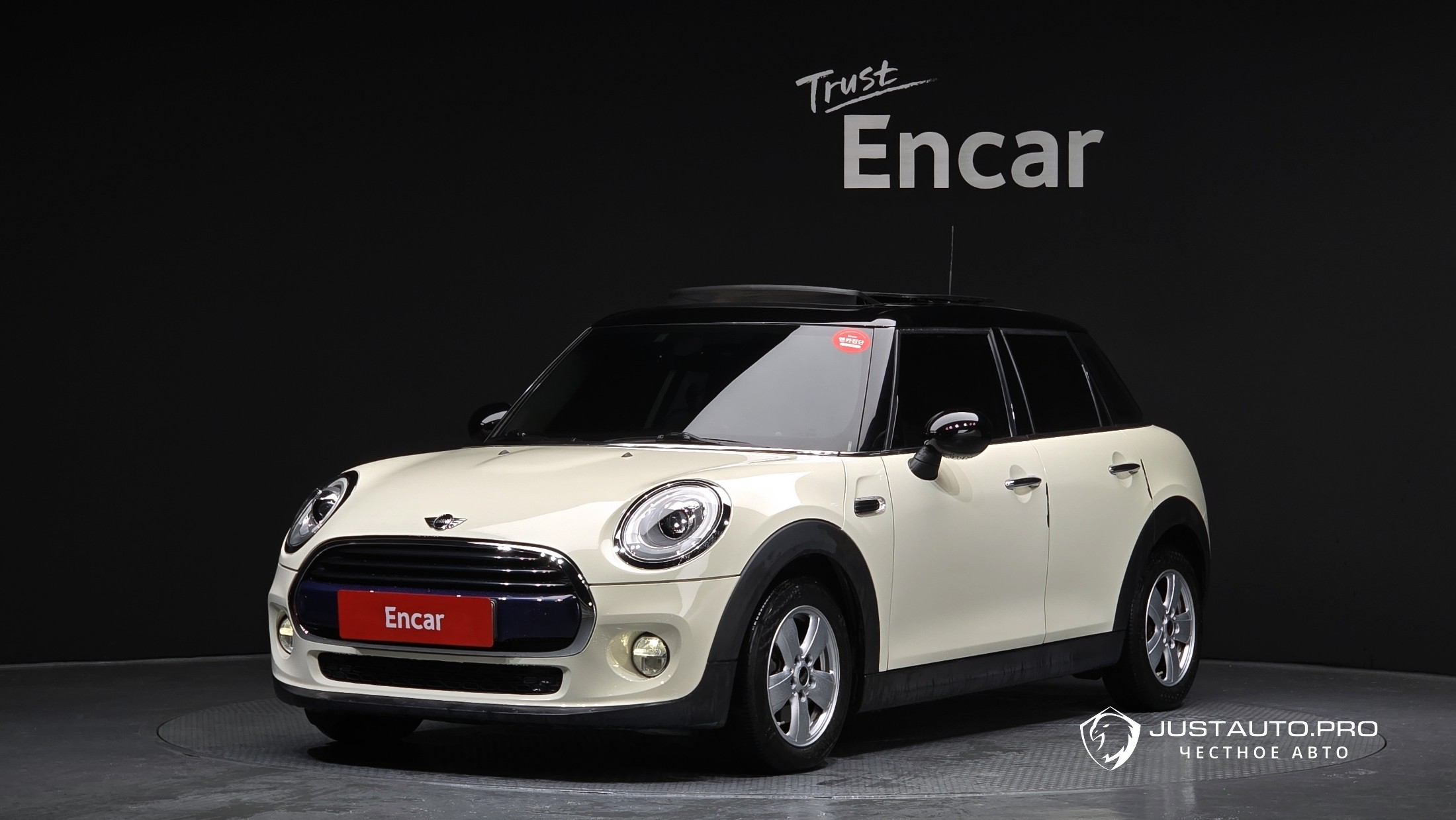 Автомобиль Mini Cooper