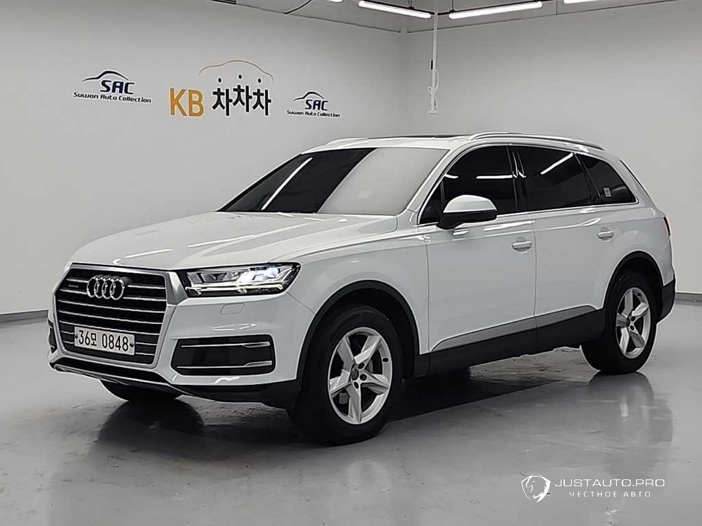 Автомобиль Audi Q7
