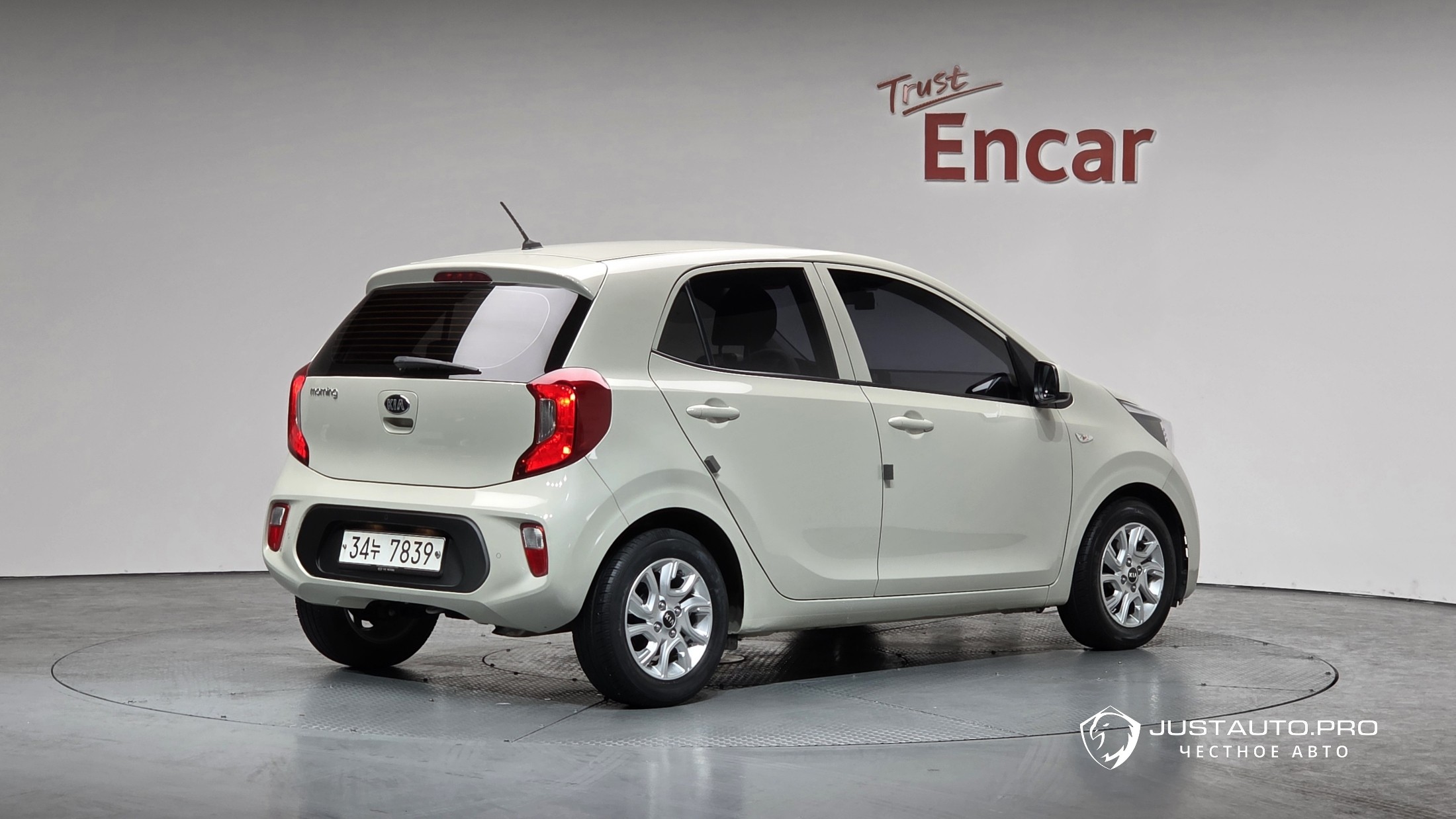 Автомобиль Kia morning