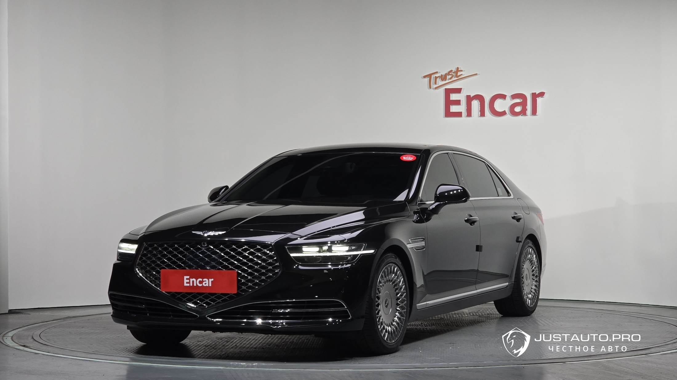 Автомобиль Genesis G90