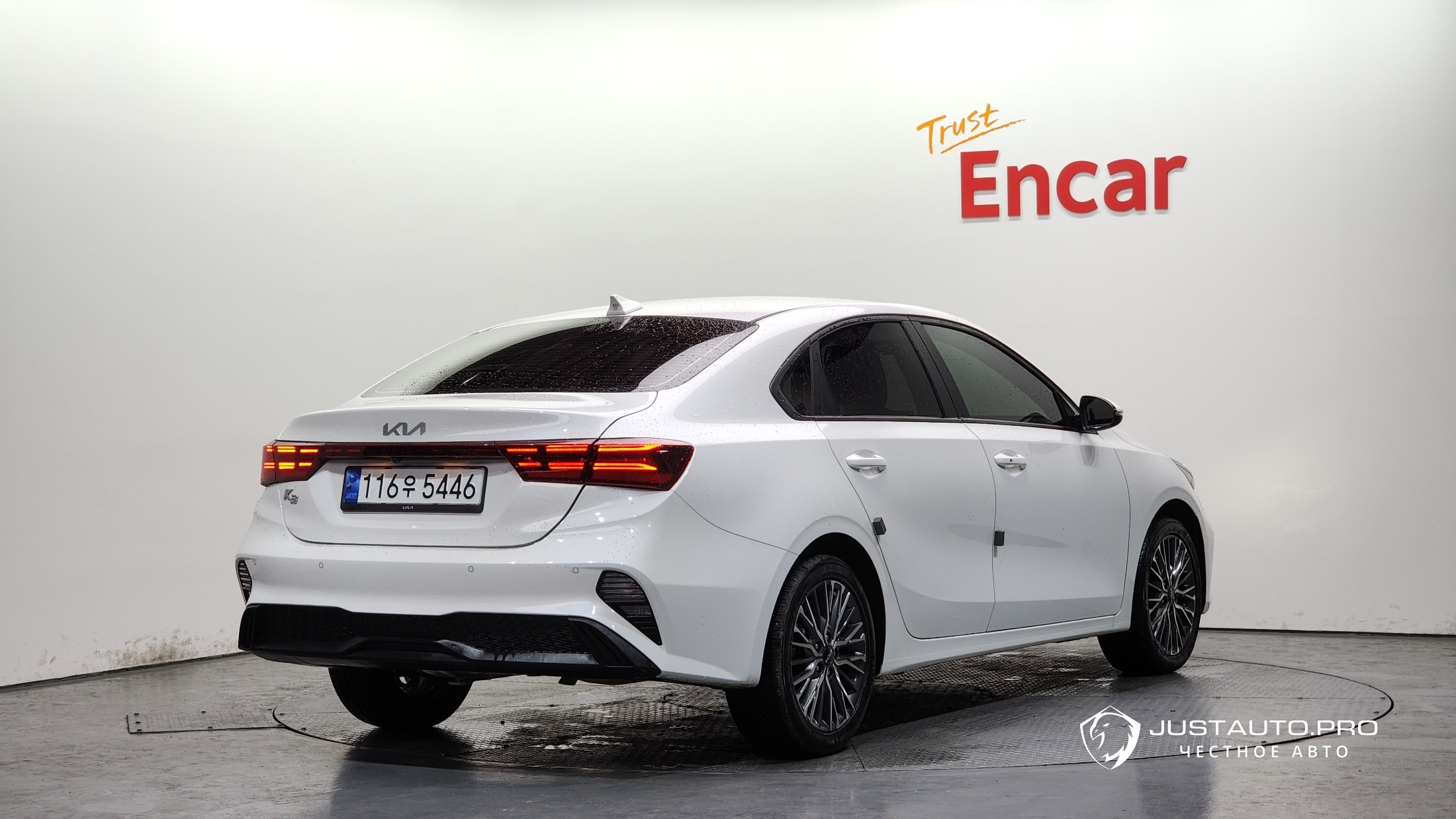 Автомобиль Kia K3