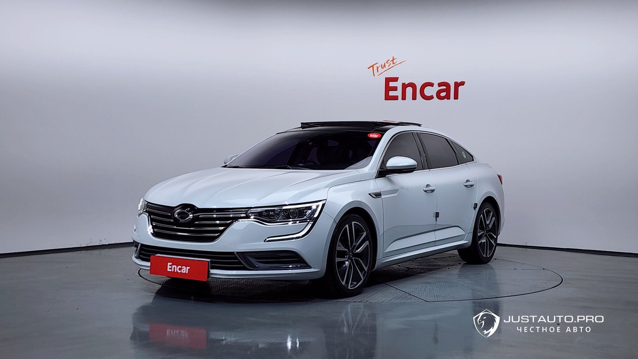 Автомобиль Renault-KoreaSamsung SM6