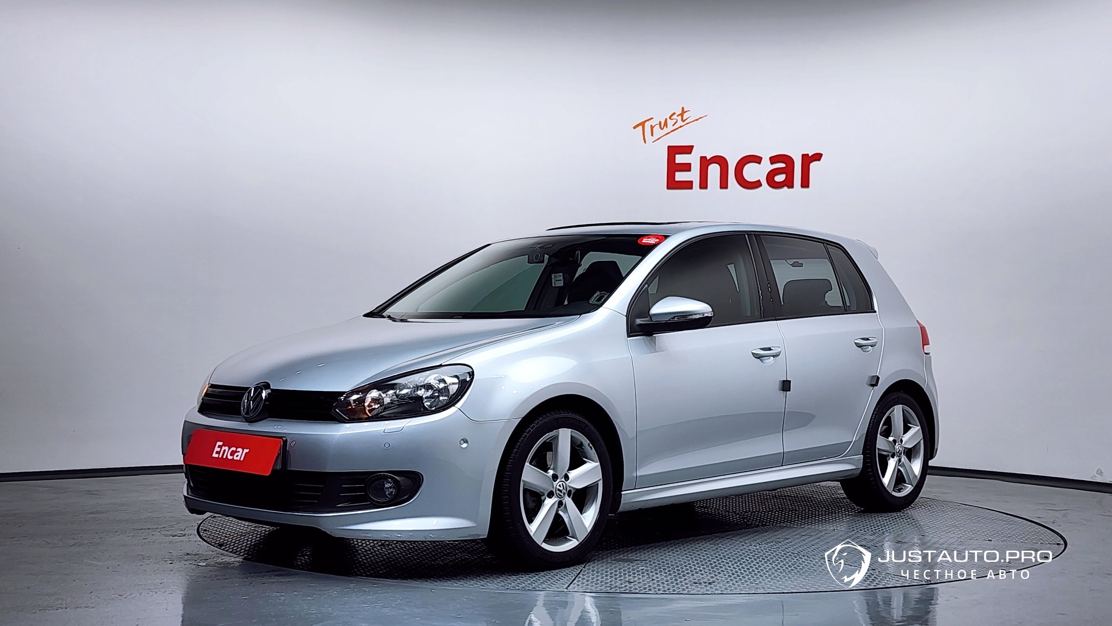 Автомобиль Volkswagen Golf