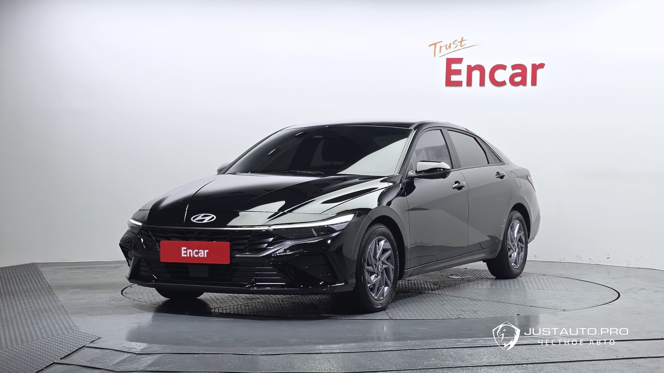 Автомобиль Hyundai AVANTE