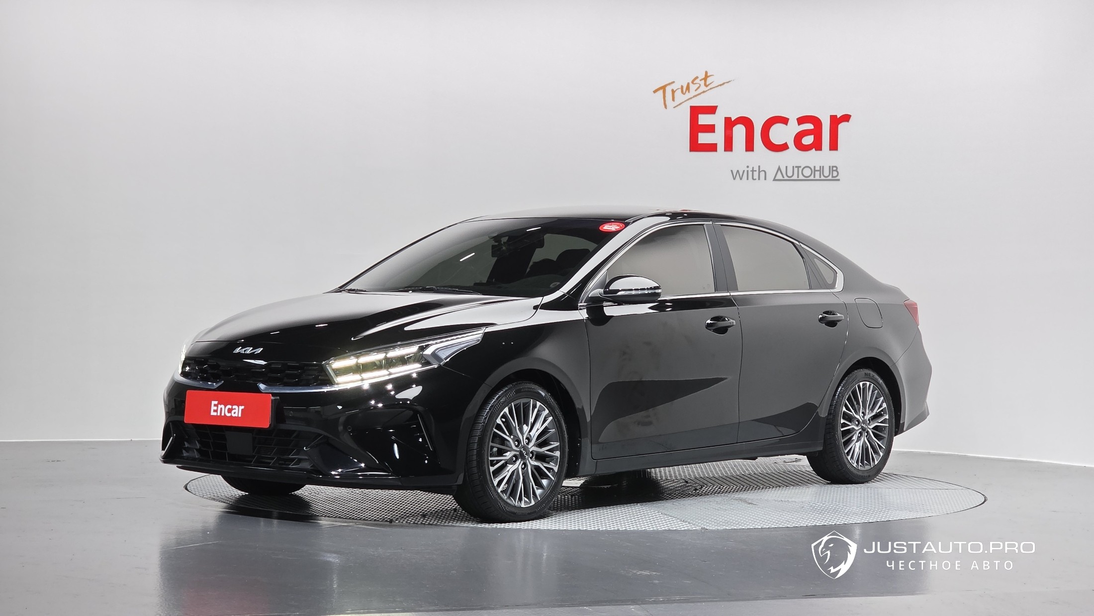 Автомобиль Kia K3