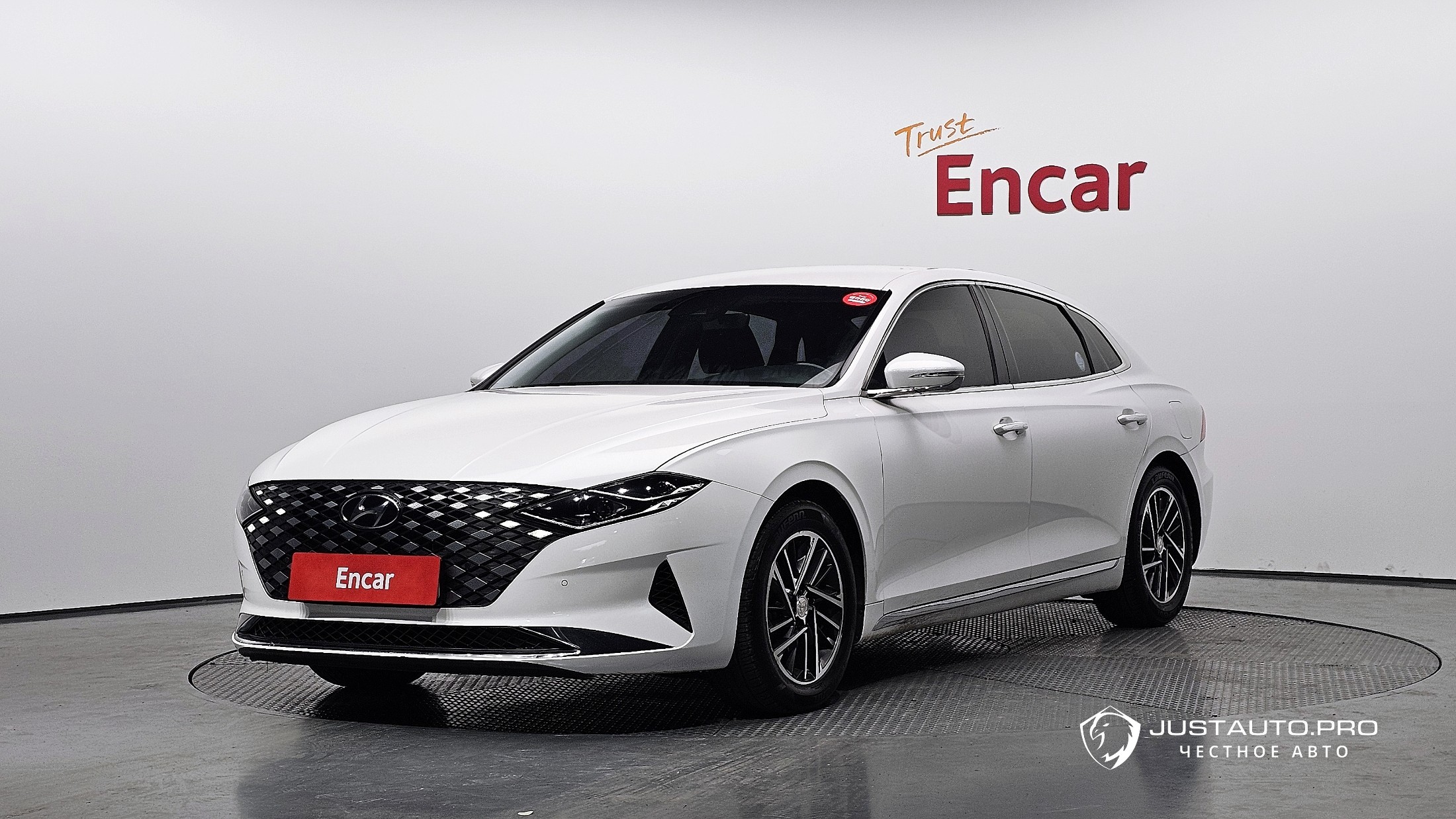 Автомобиль Hyundai Grandeur