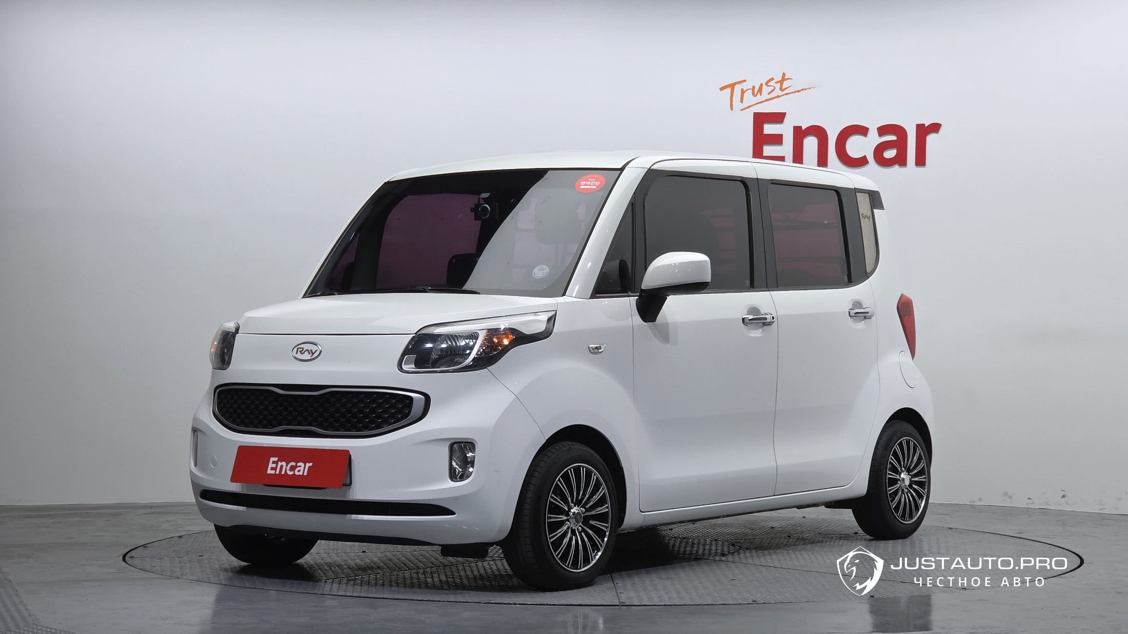 Автомобиль Kia RAY