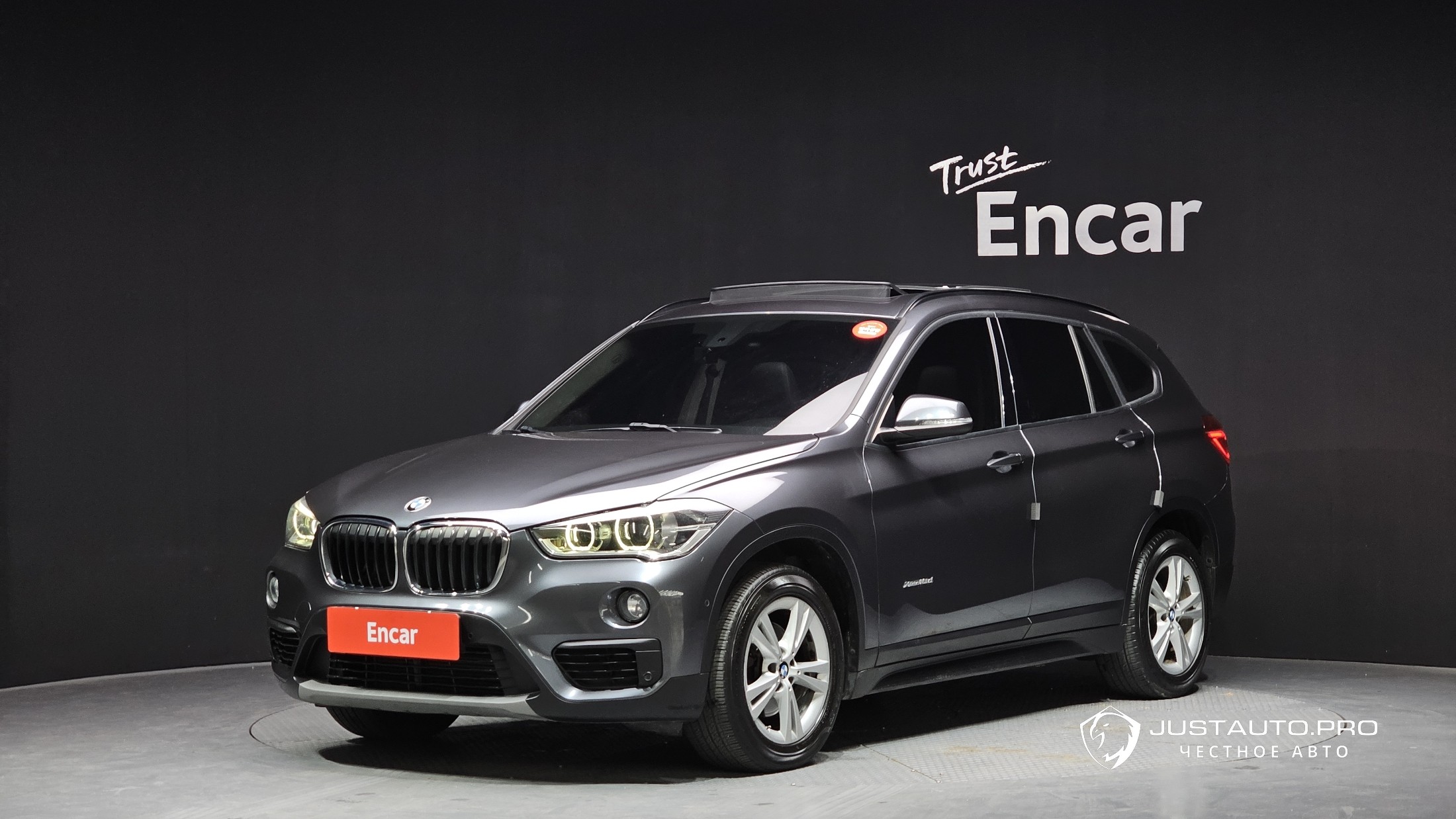 Автомобиль BMW X1