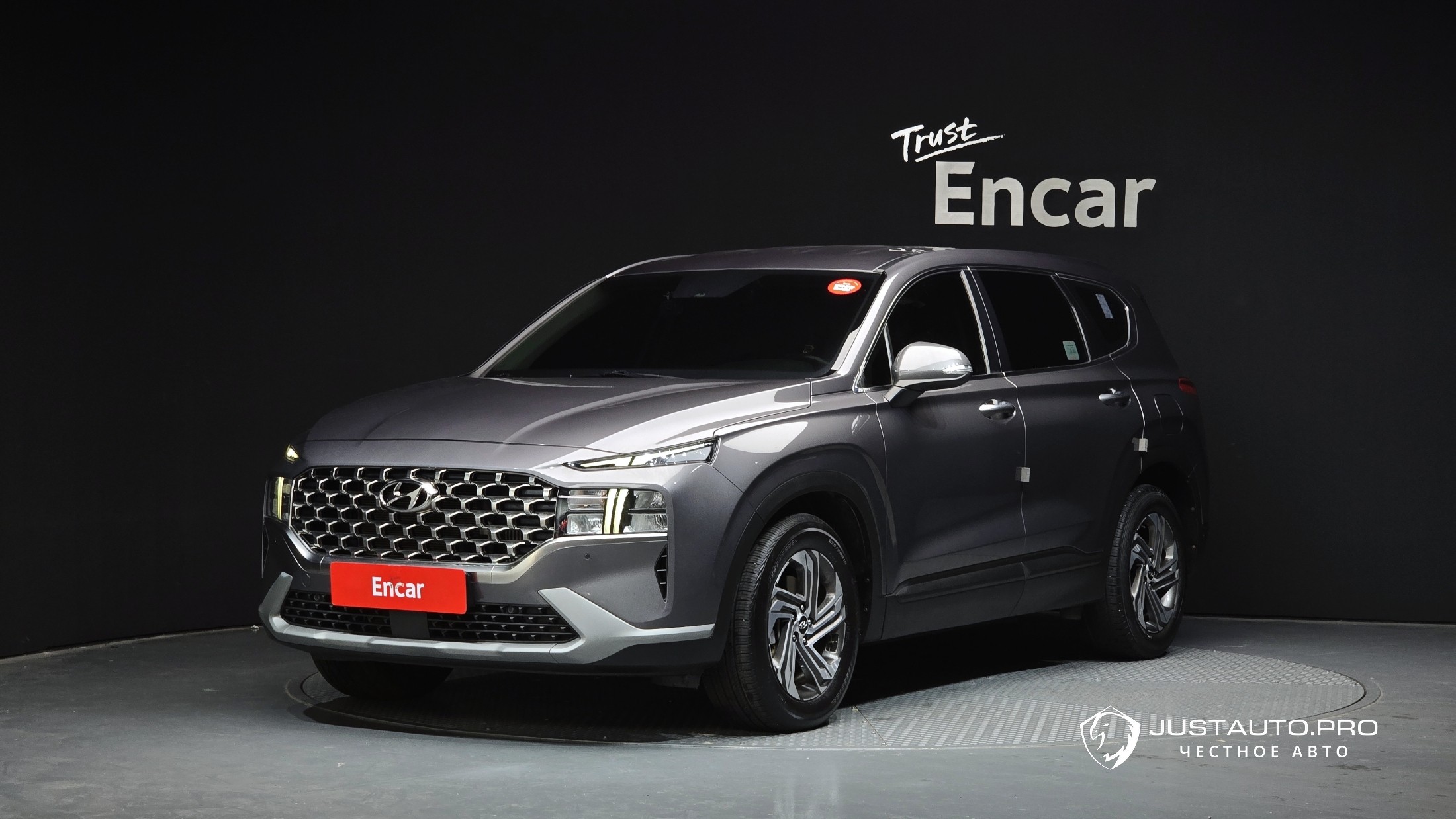 Автомобиль Hyundai Santafe