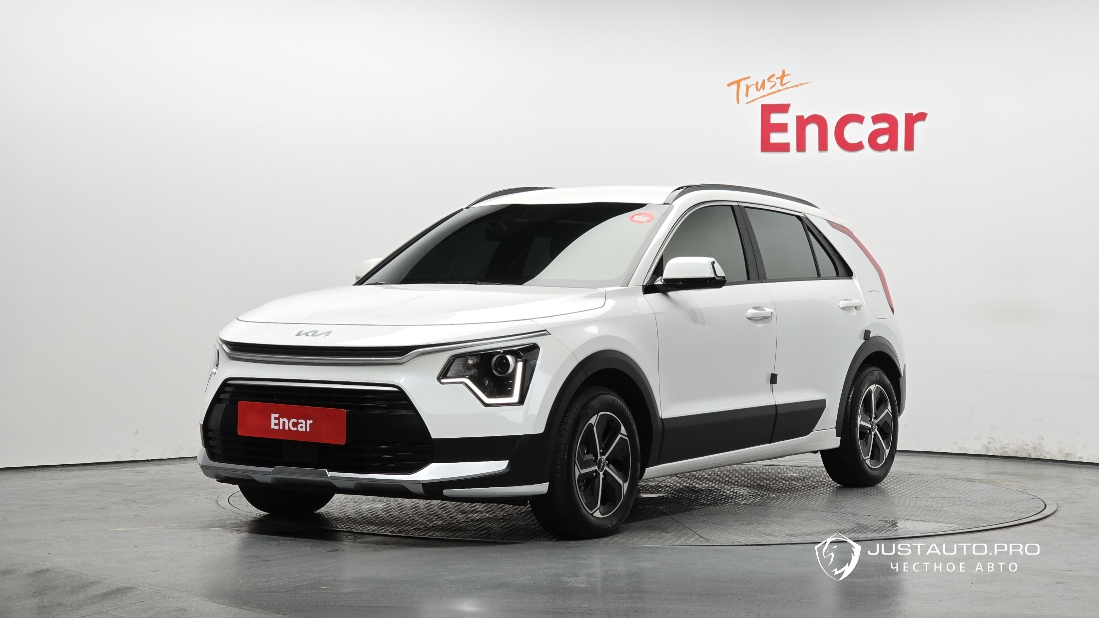 Автомобиль Kia Niro