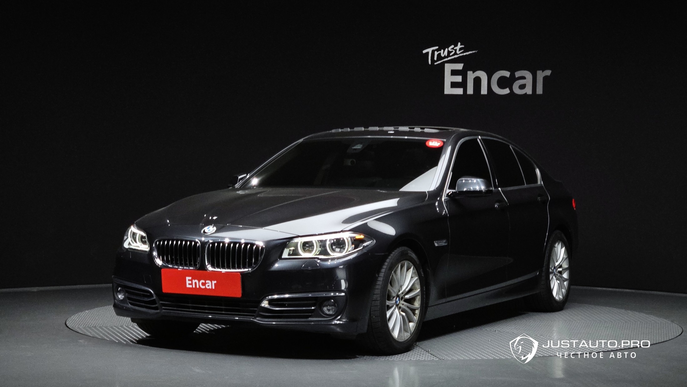 Автомобиль BMW 5-Series