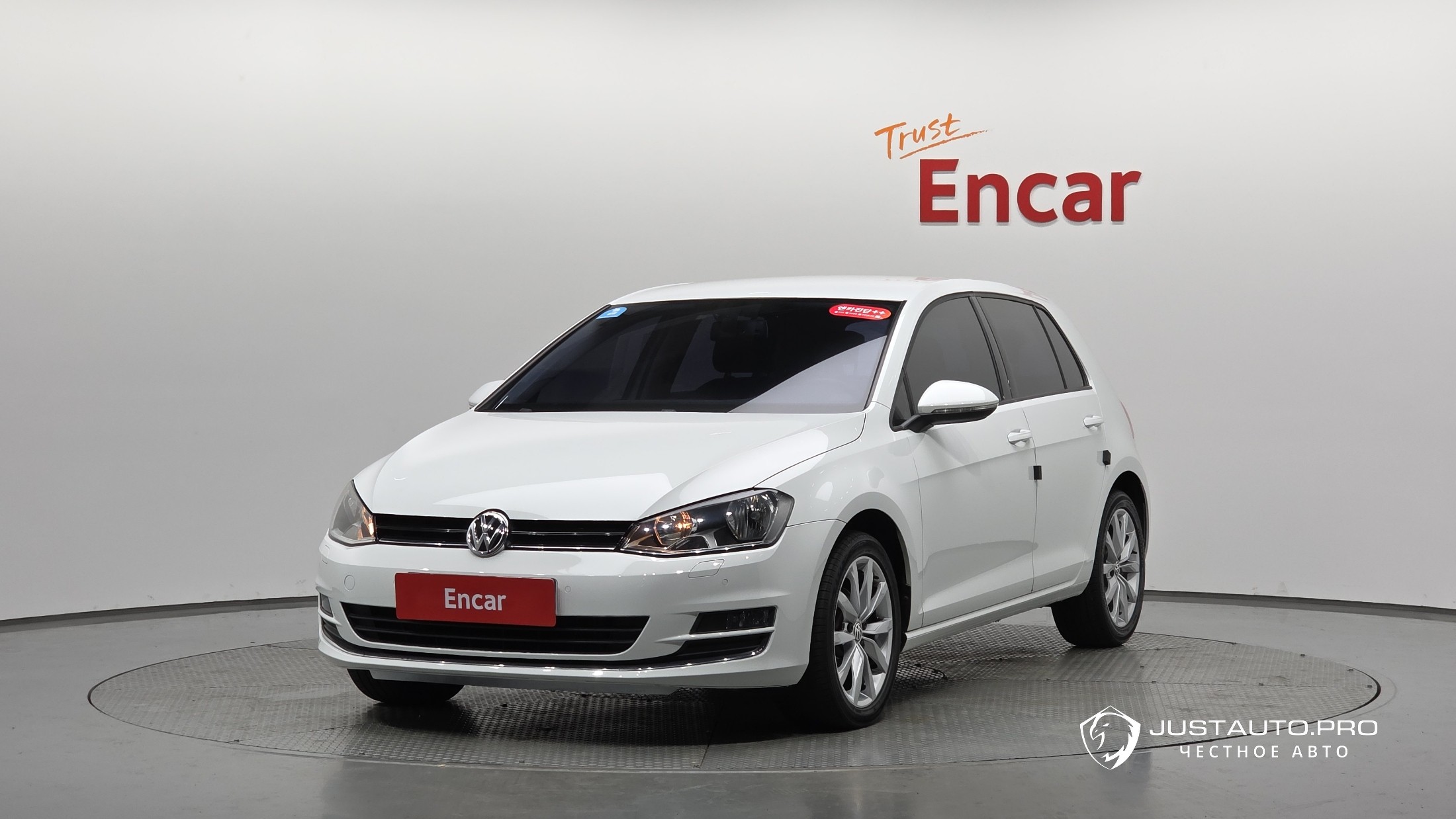 Автомобиль Volkswagen Golf