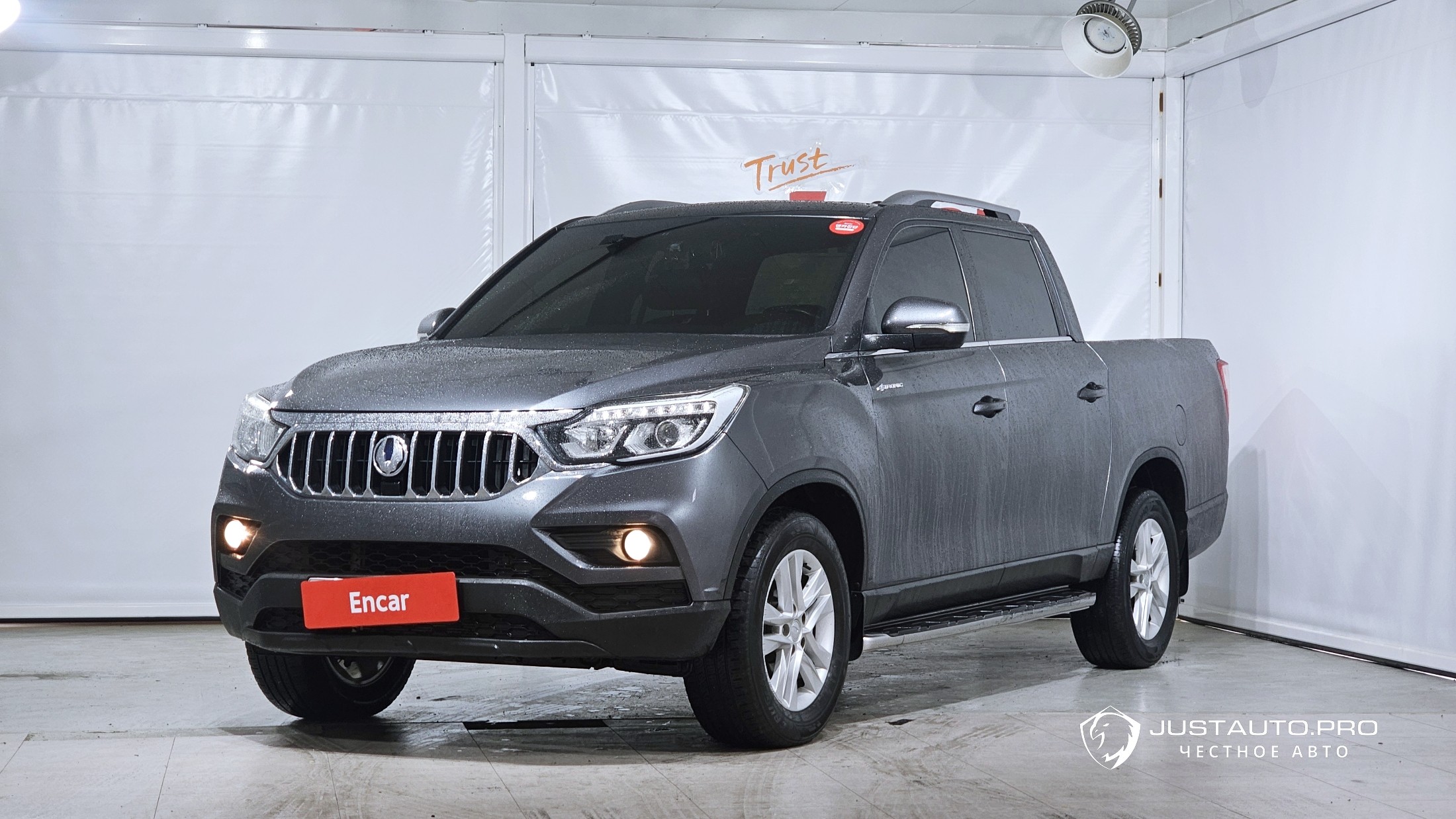 Автомобиль KG_Mobility_Ssangyong Rexton