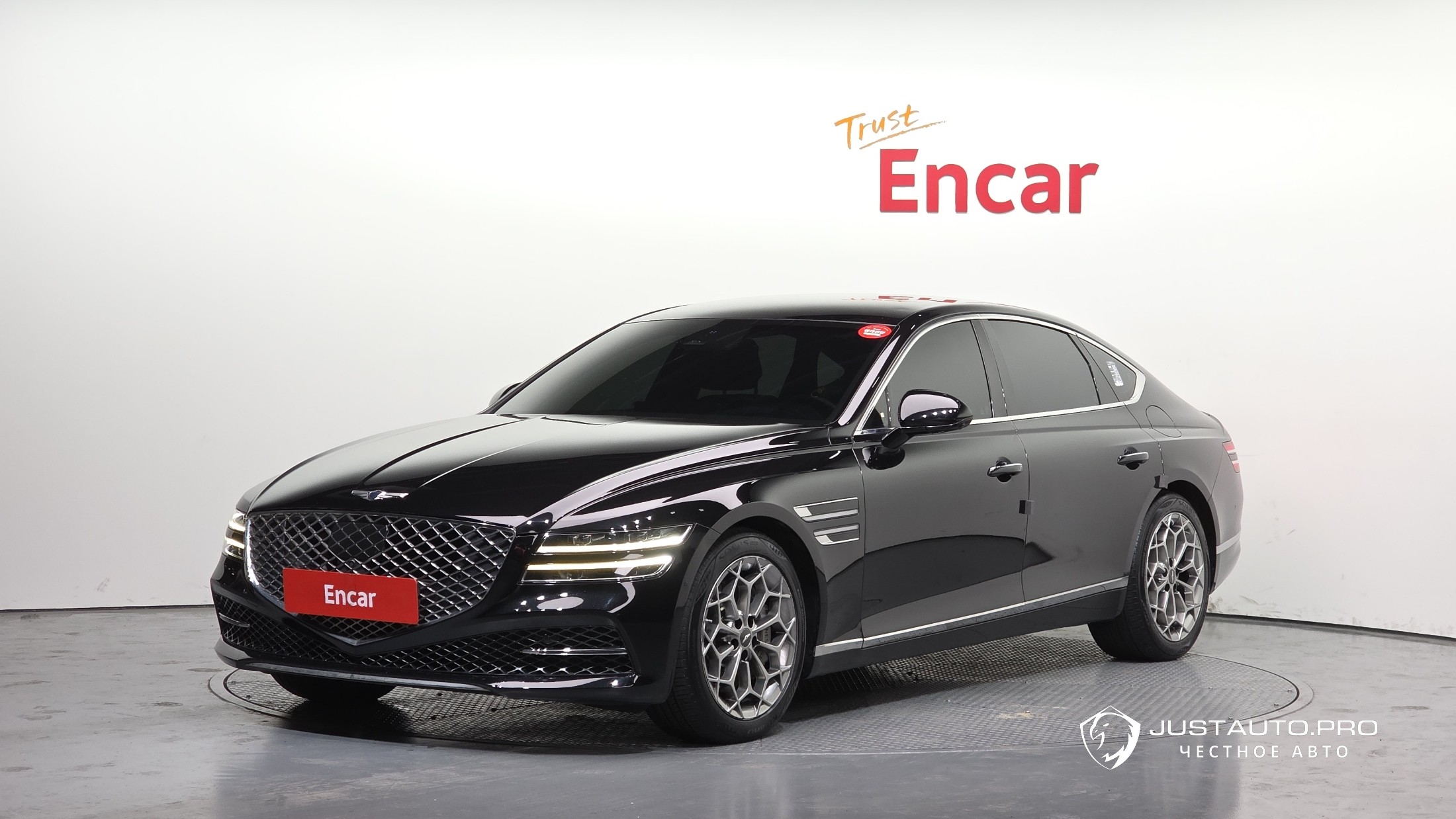 Автомобиль Genesis G80