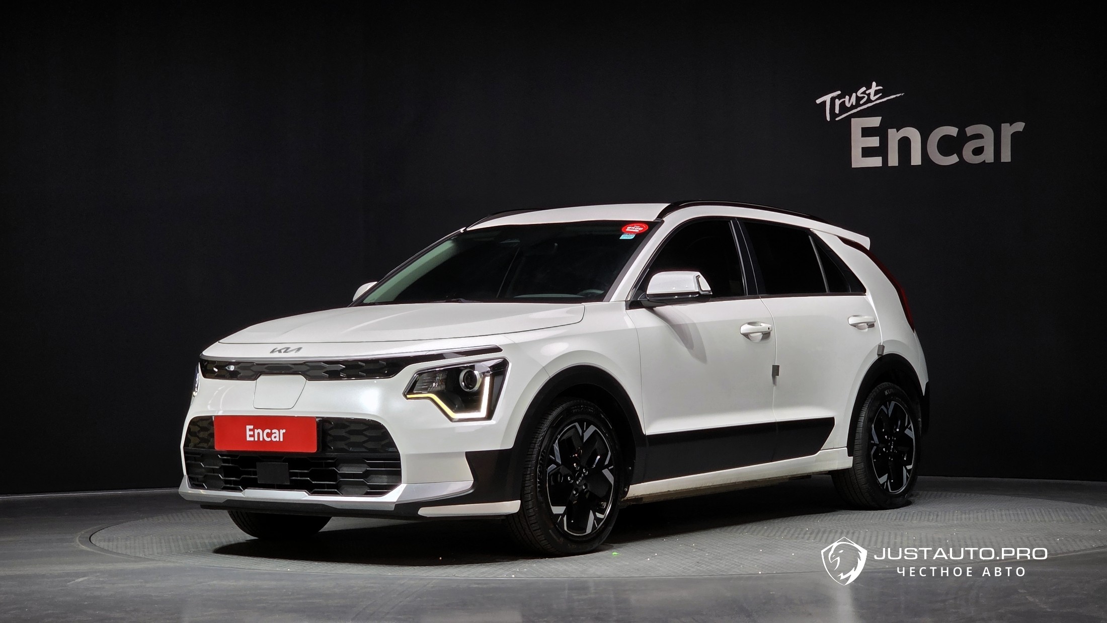 Автомобиль Kia Niro