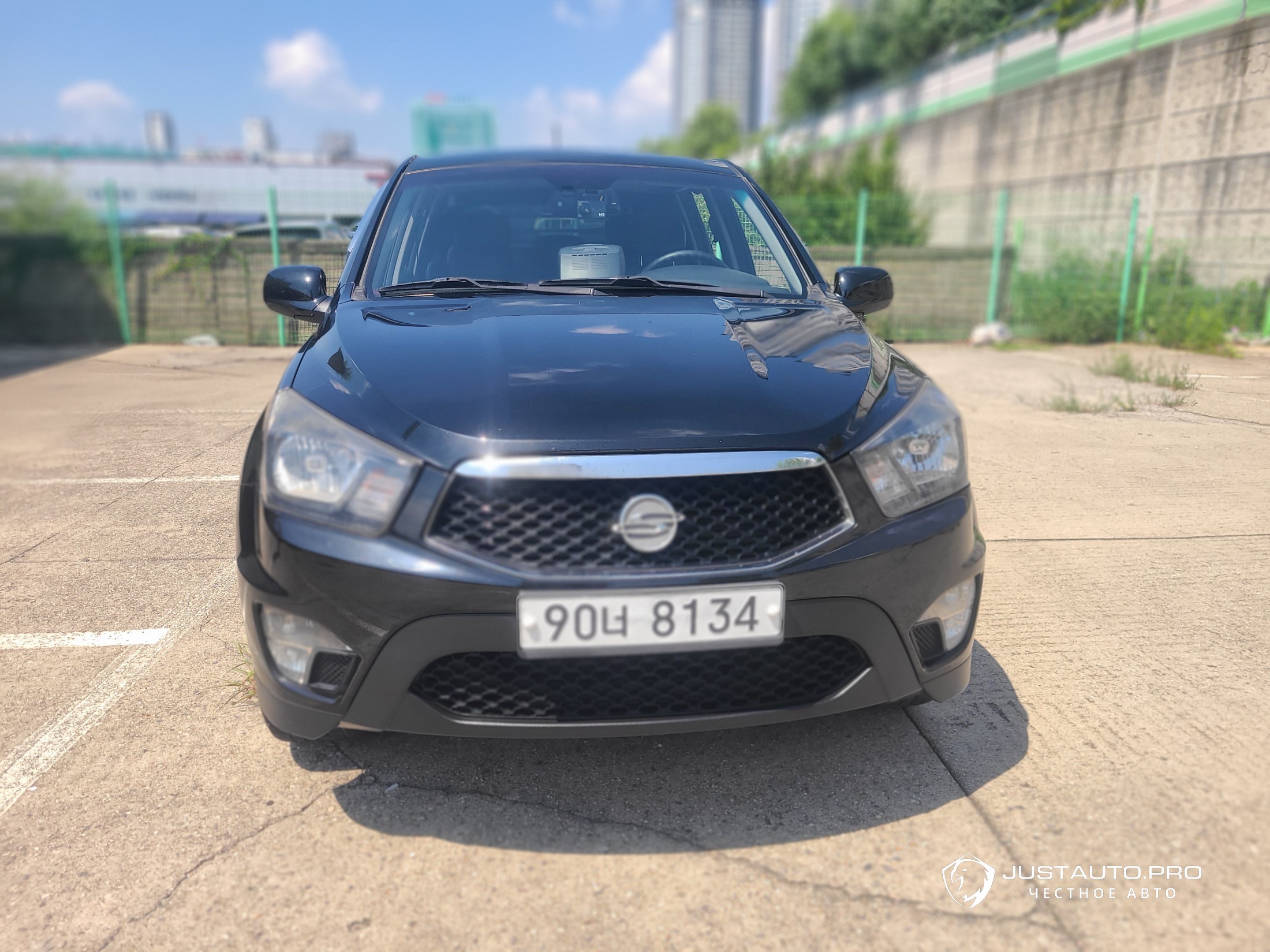 Автомобиль KG_Mobility_Ssangyong KORANDO
