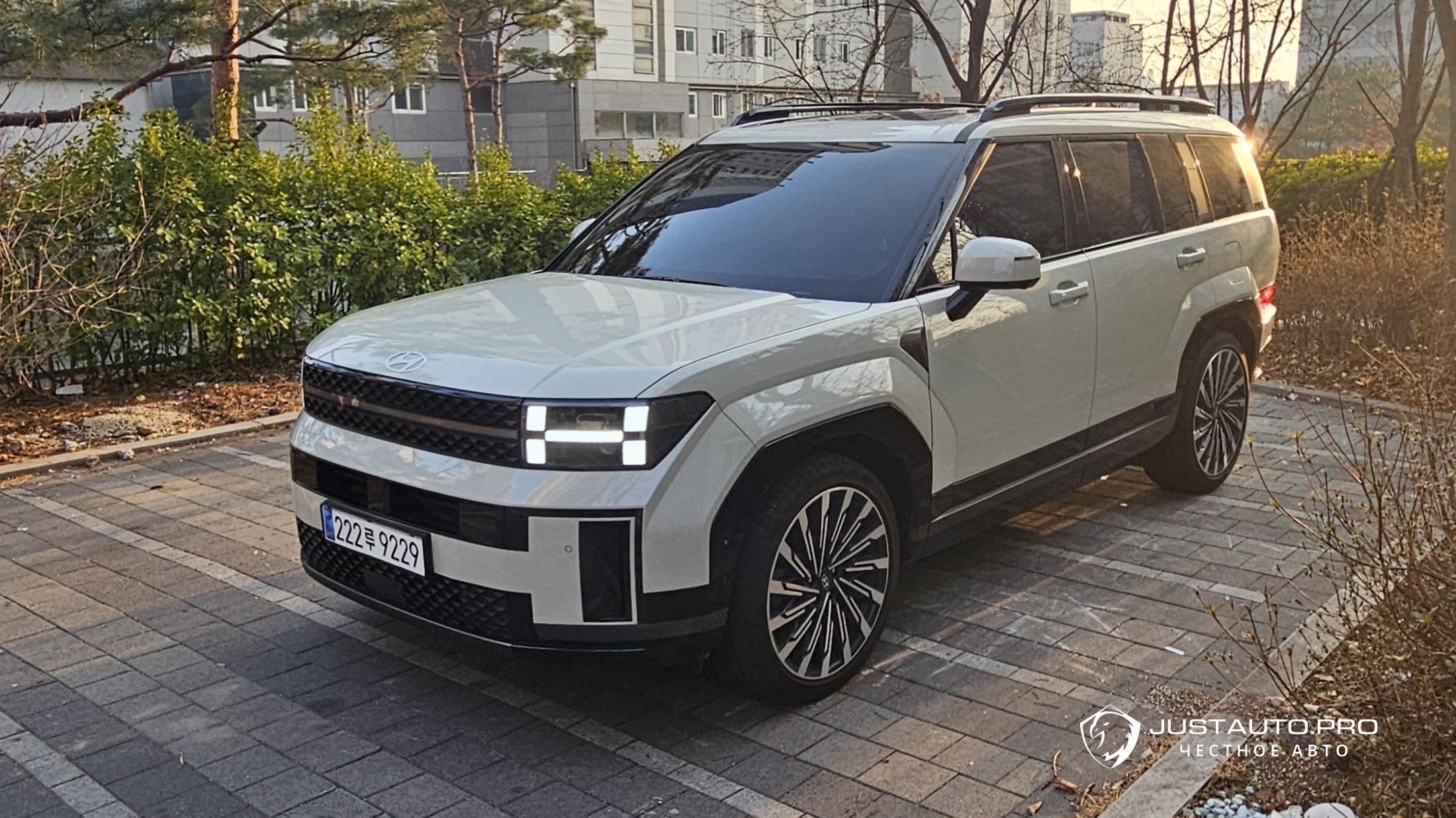 Автомобиль Hyundai Santafe