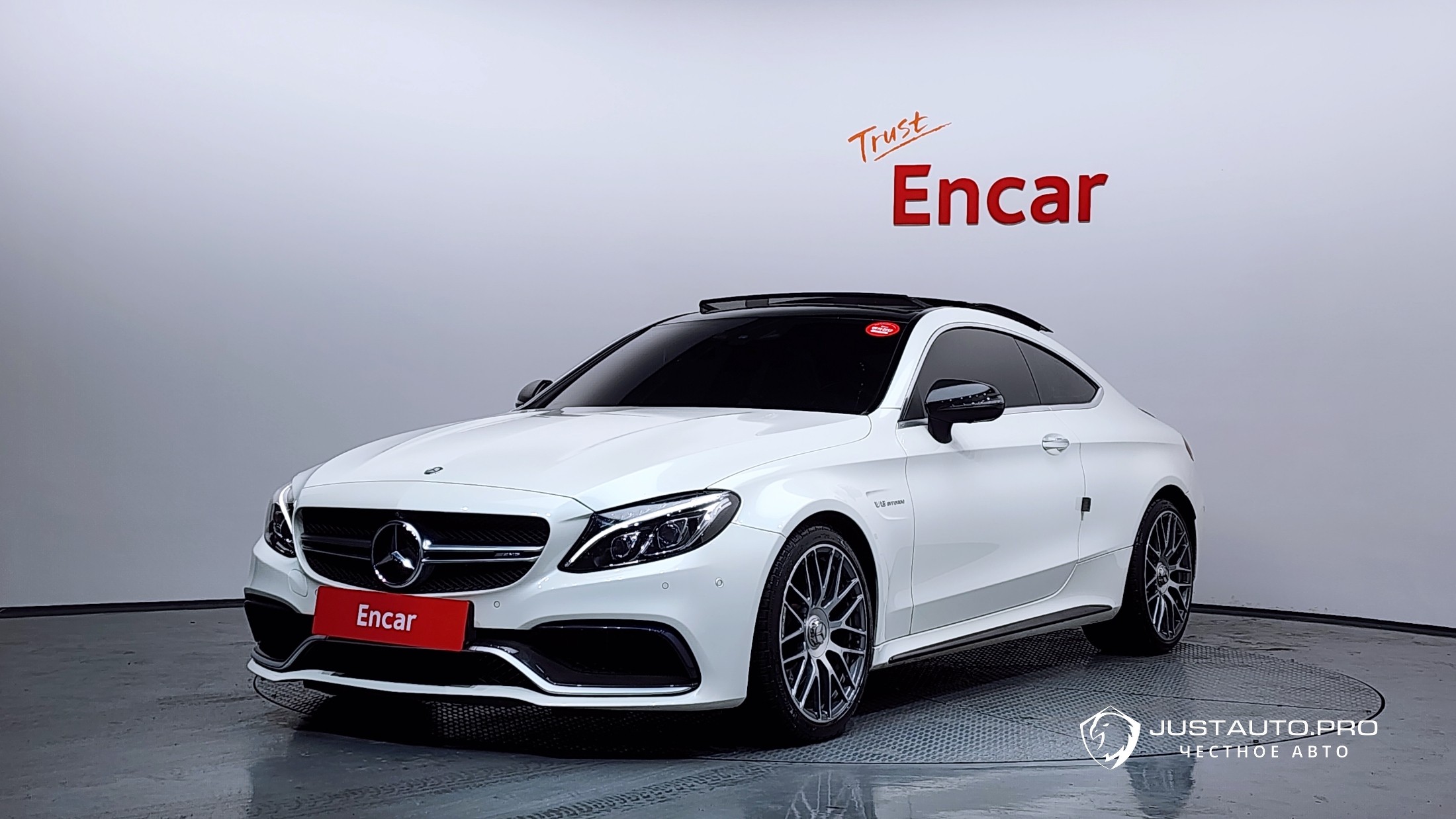 Автомобиль Mercedes-Benz C-Class