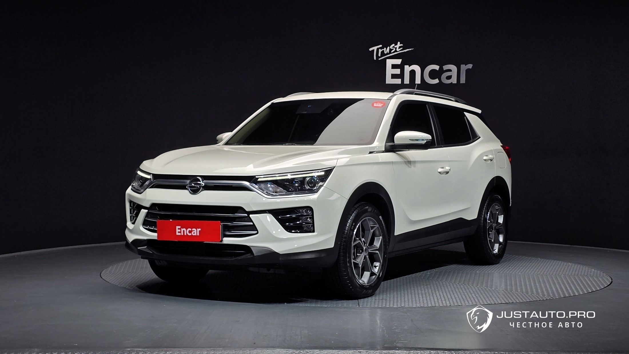Автомобиль KG_Mobility_Ssangyong KORANDO