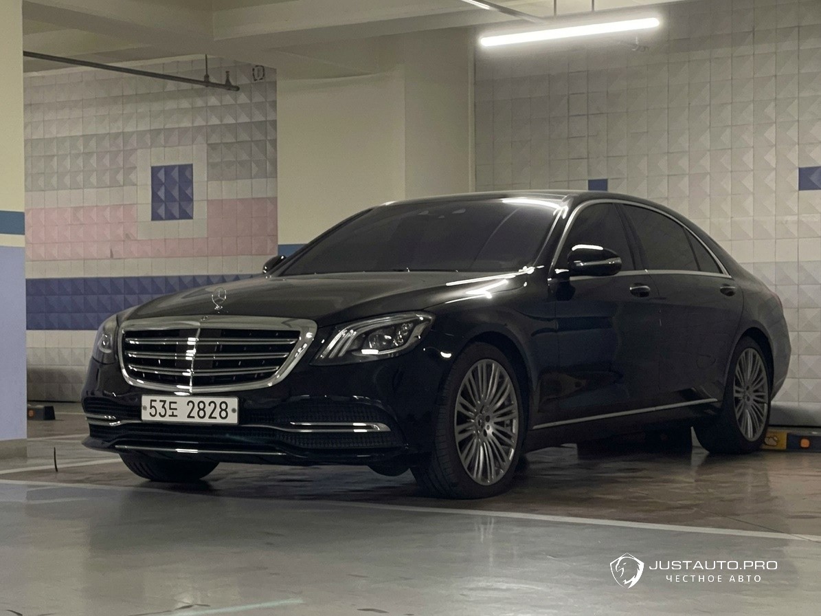Автомобиль Mercedes-Benz S-Class