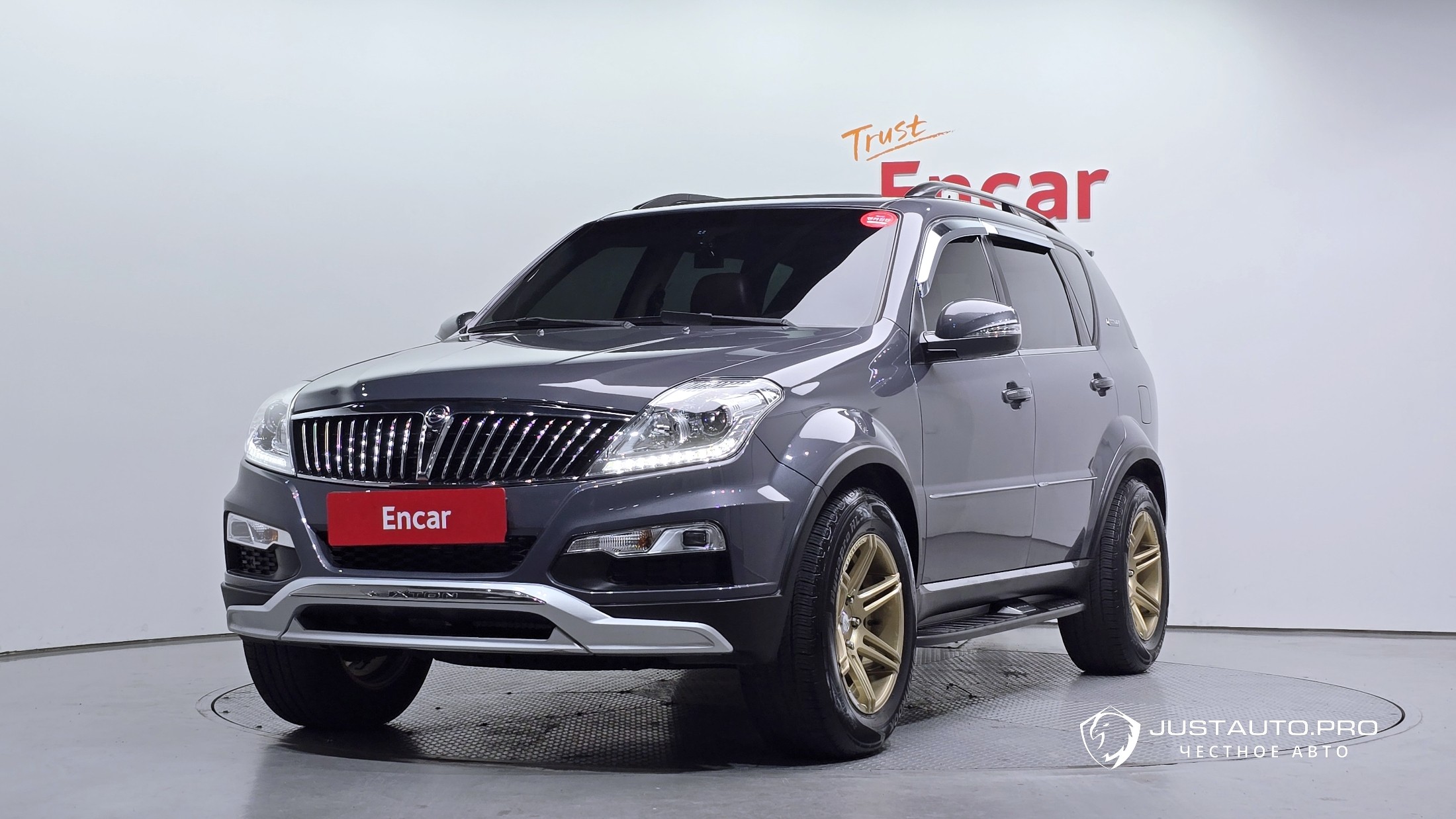 Автомобиль KG_Mobility_Ssangyong Rexton