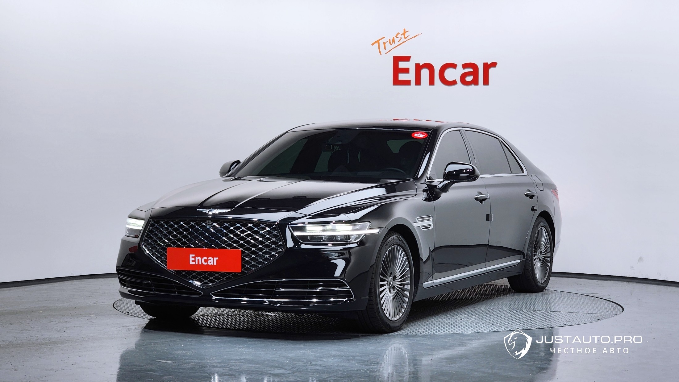 Автомобиль Genesis G90