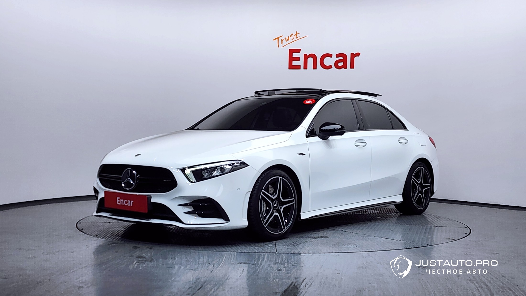 Автомобиль Mercedes-Benz A-Class