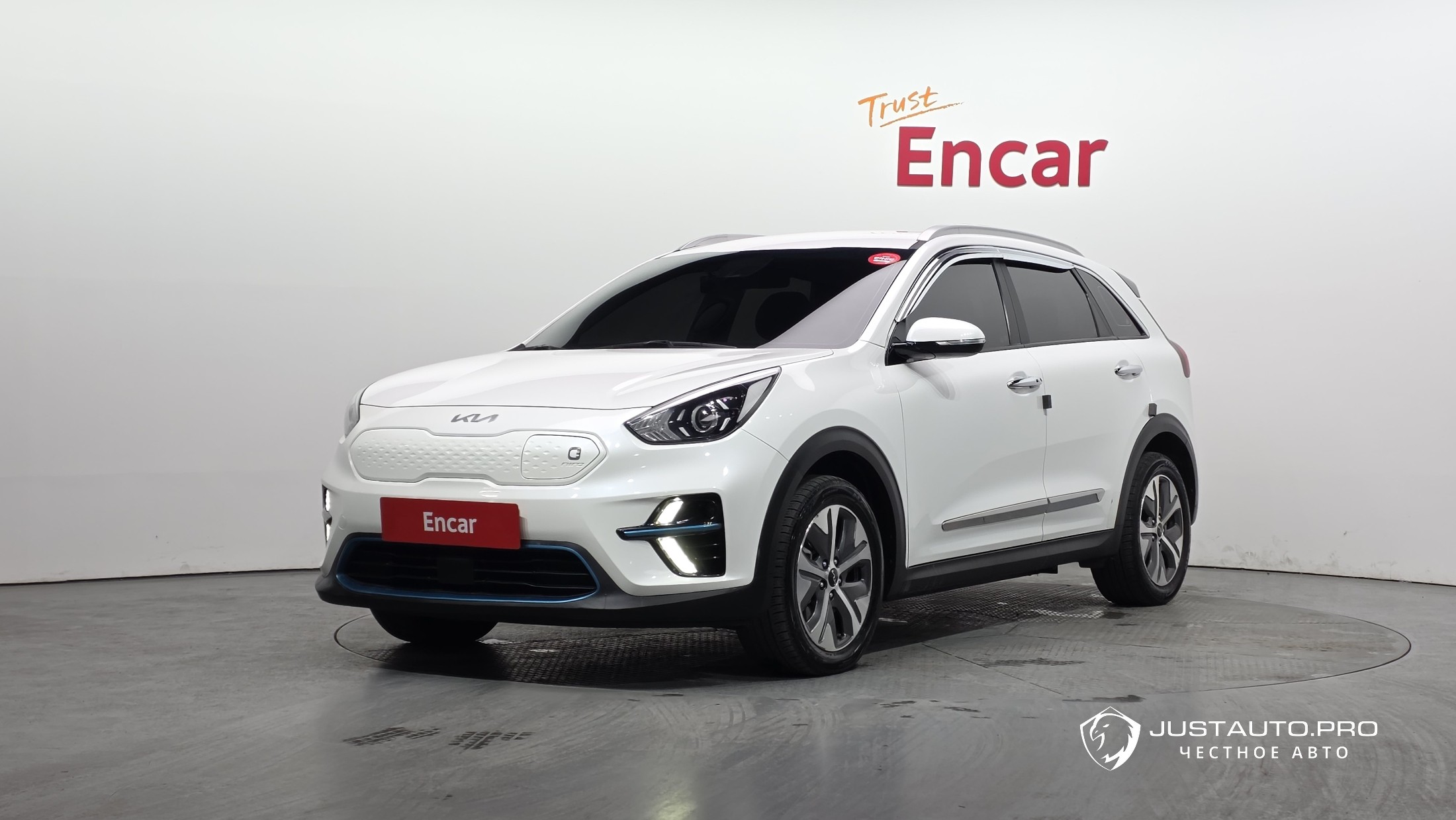 Автомобиль Kia Niro