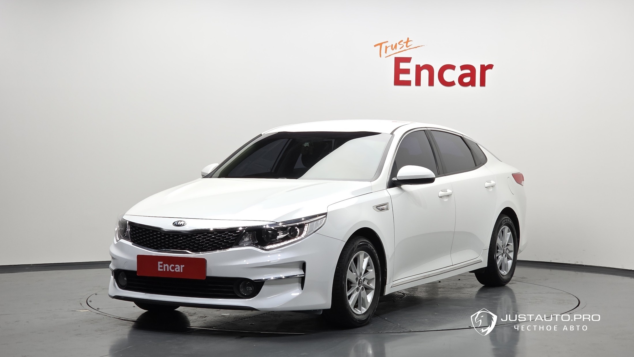 Автомобиль Kia K5