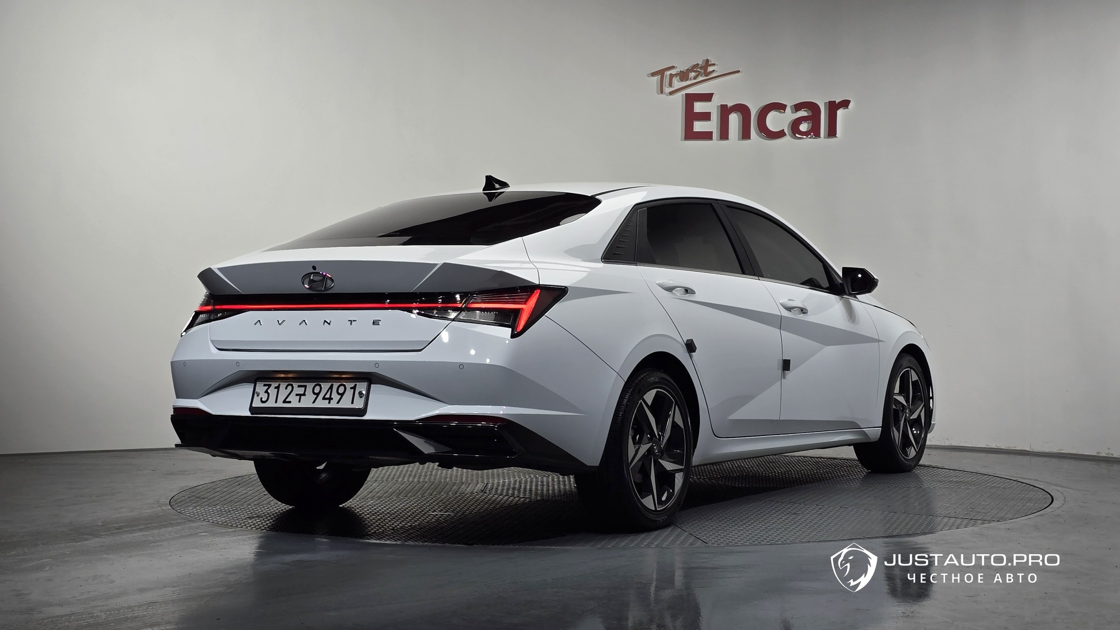 Автомобиль Hyundai AVANTE