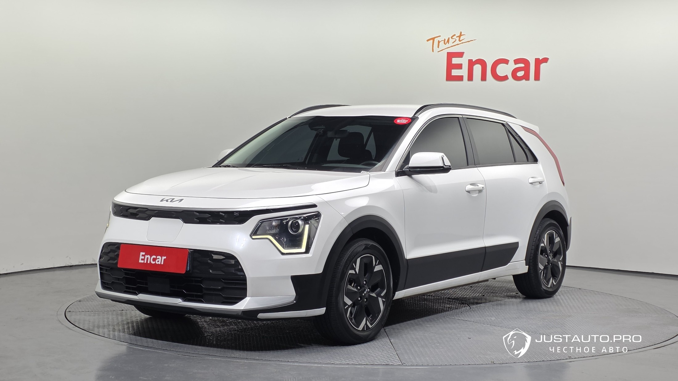 Автомобиль Kia Niro