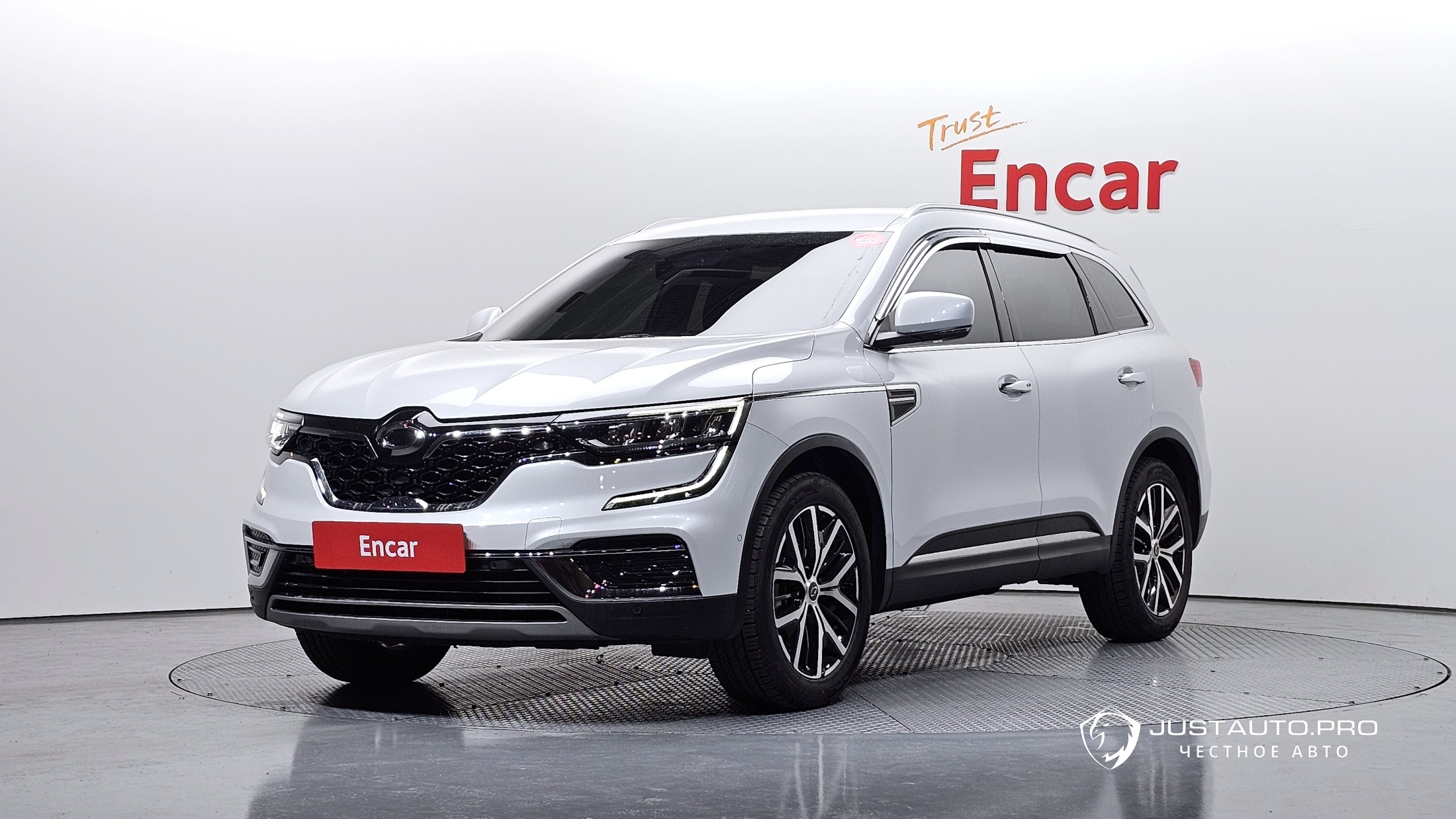 Автомобиль Renault-KoreaSamsung QM6