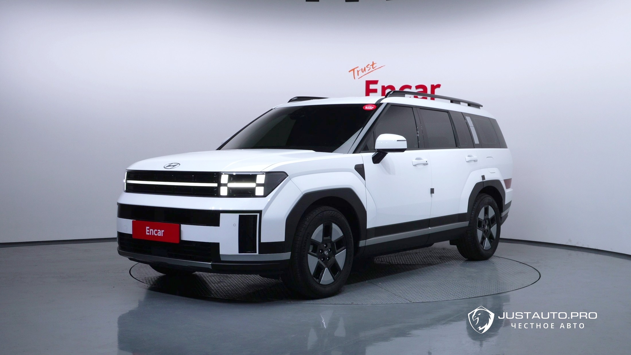 Автомобиль Hyundai Santafe