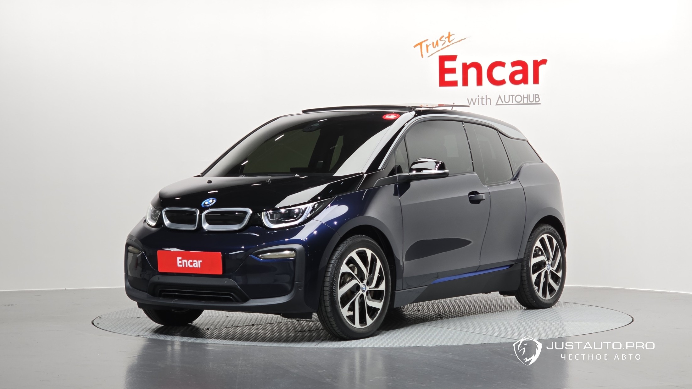 Автомобиль BMW i3