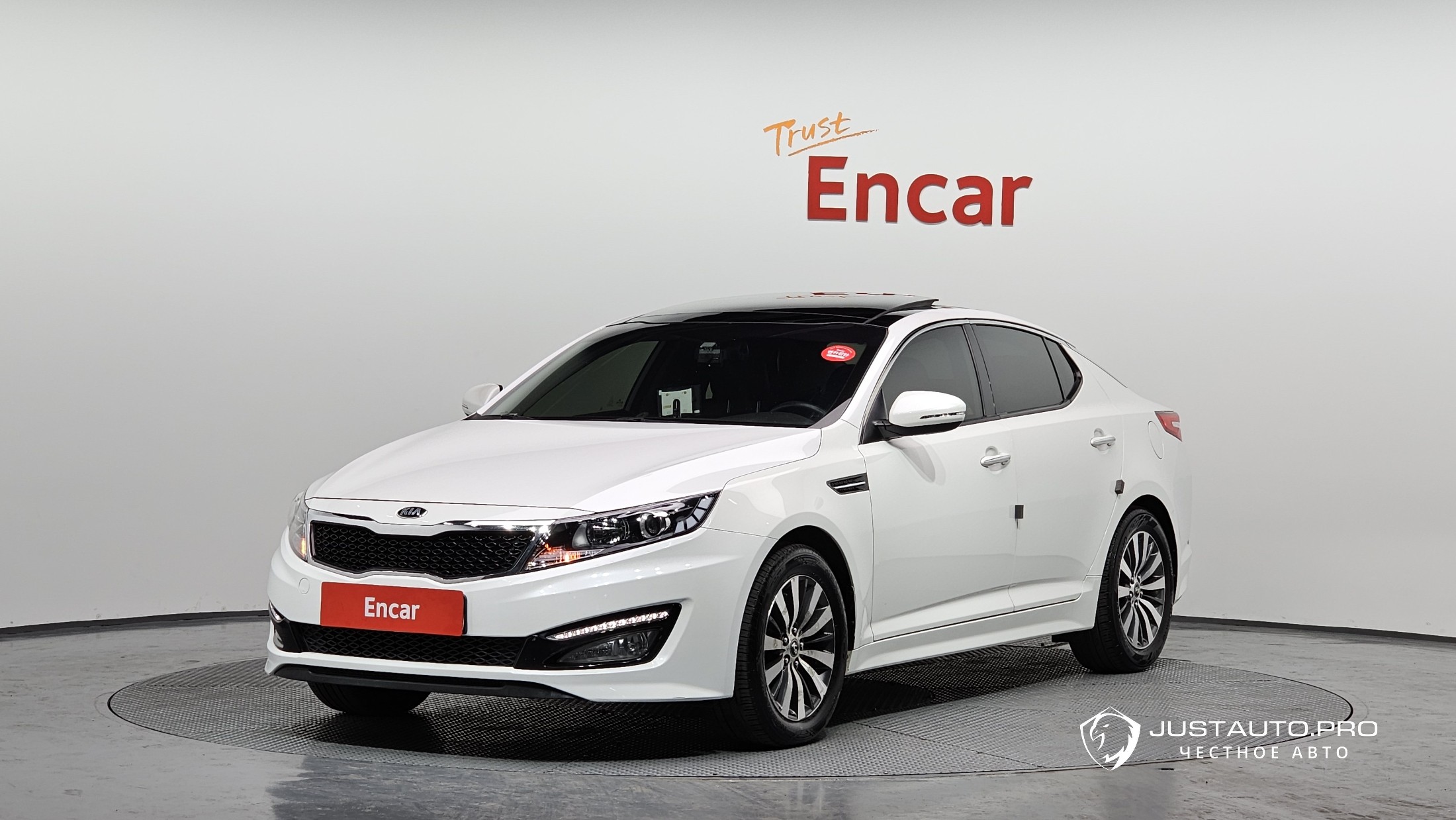 Автомобиль Kia K5