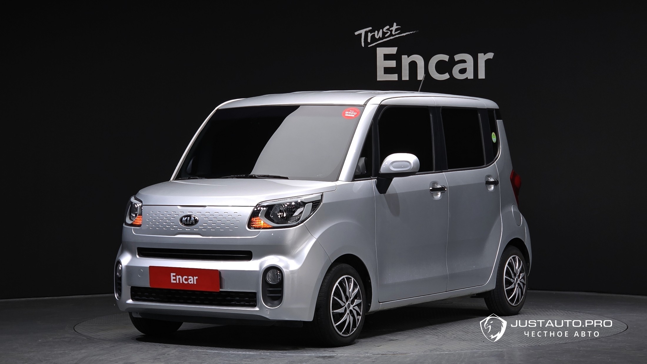 Автомобиль Kia RAY