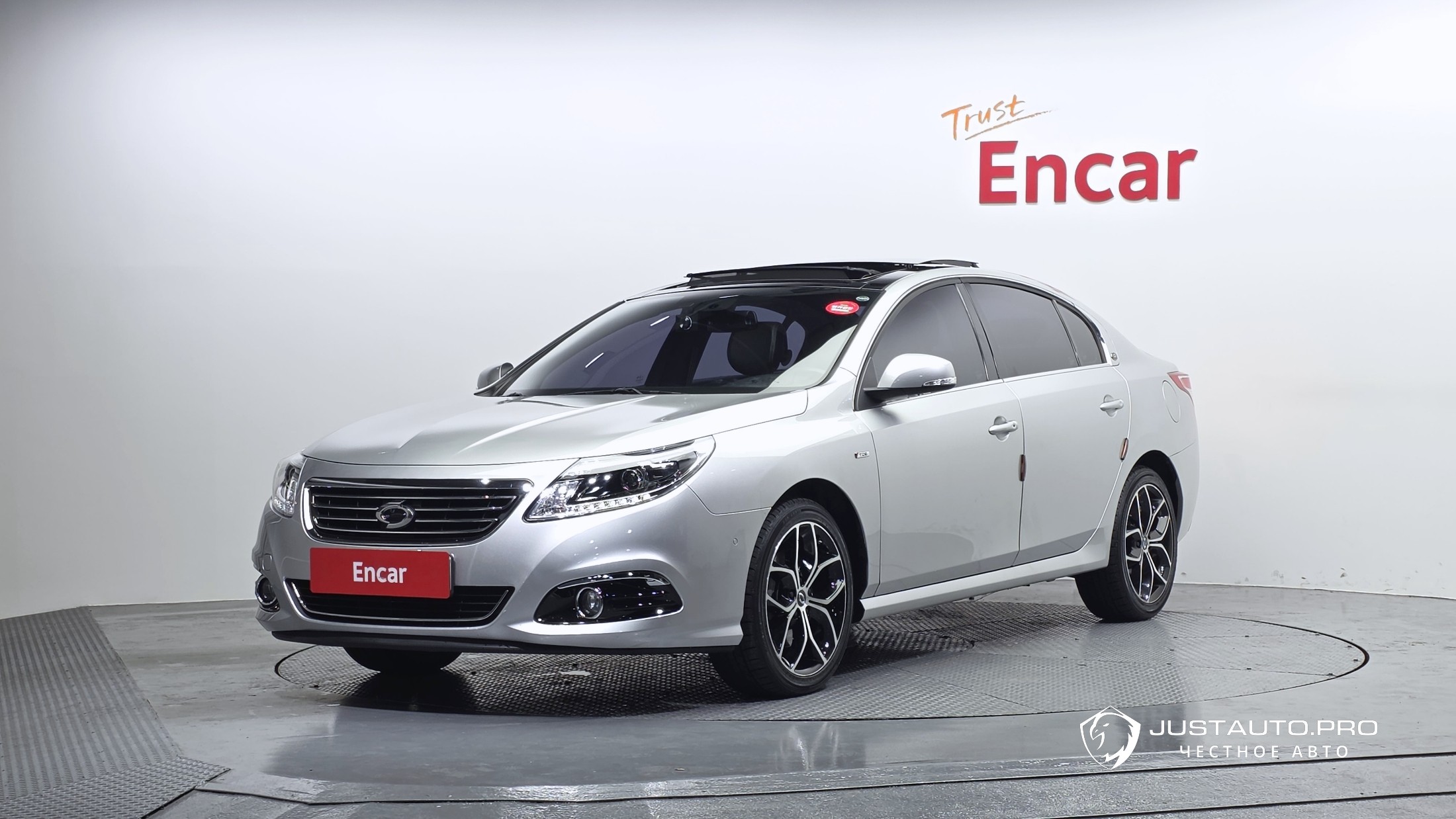 Автомобиль Renault-KoreaSamsung SM5 