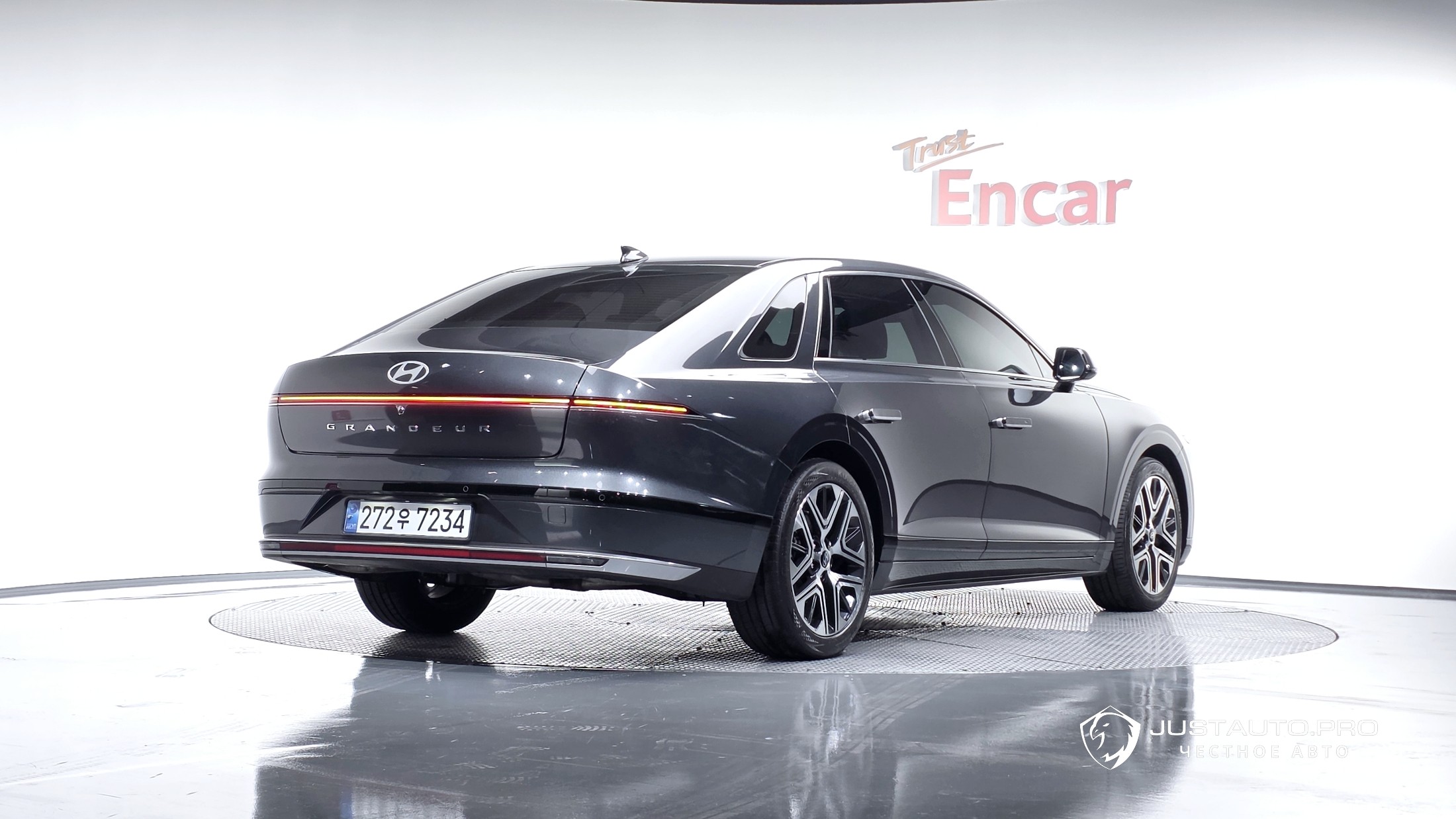 Автомобиль Hyundai Grandeur