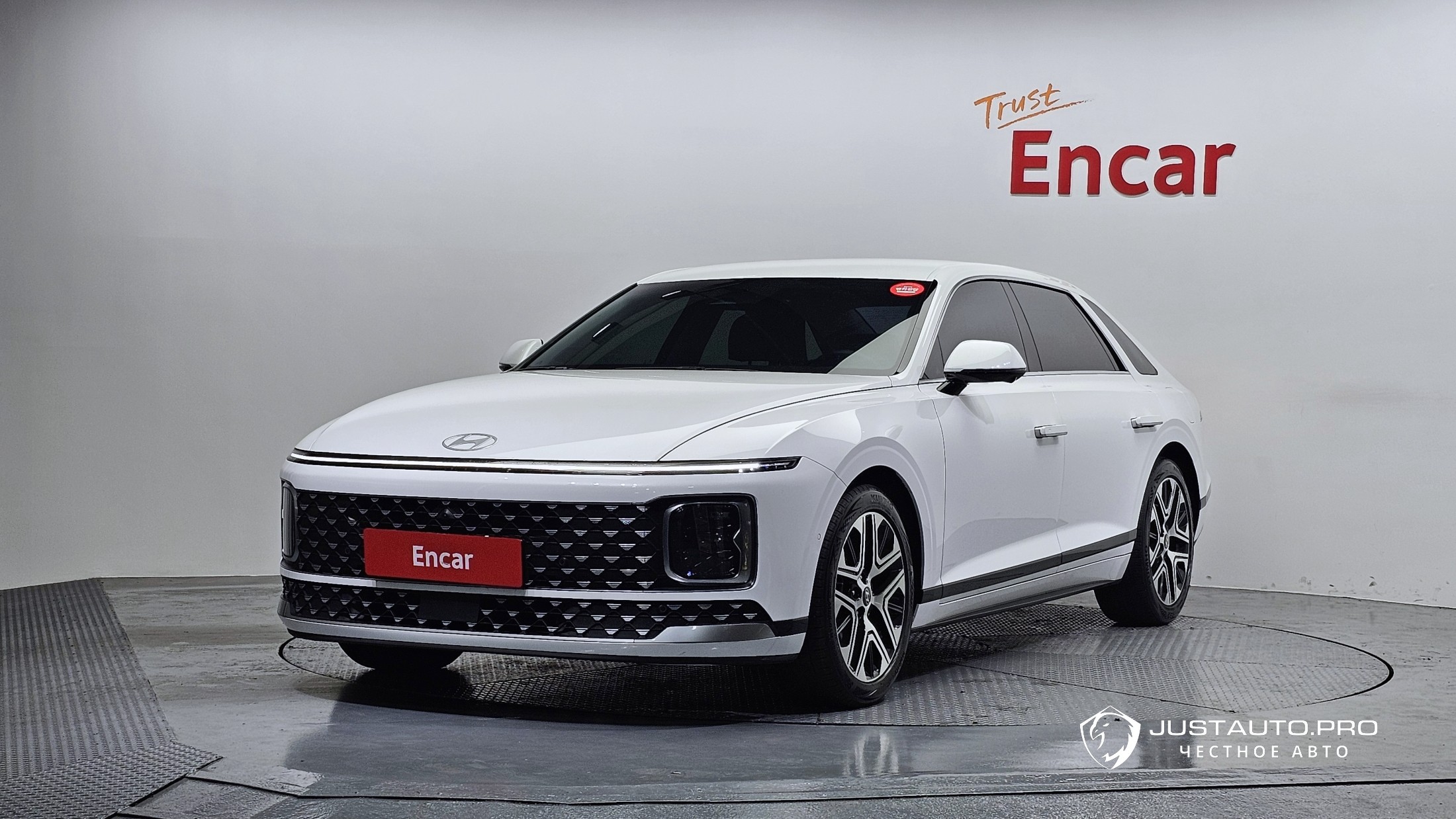 Автомобиль Hyundai Grandeur