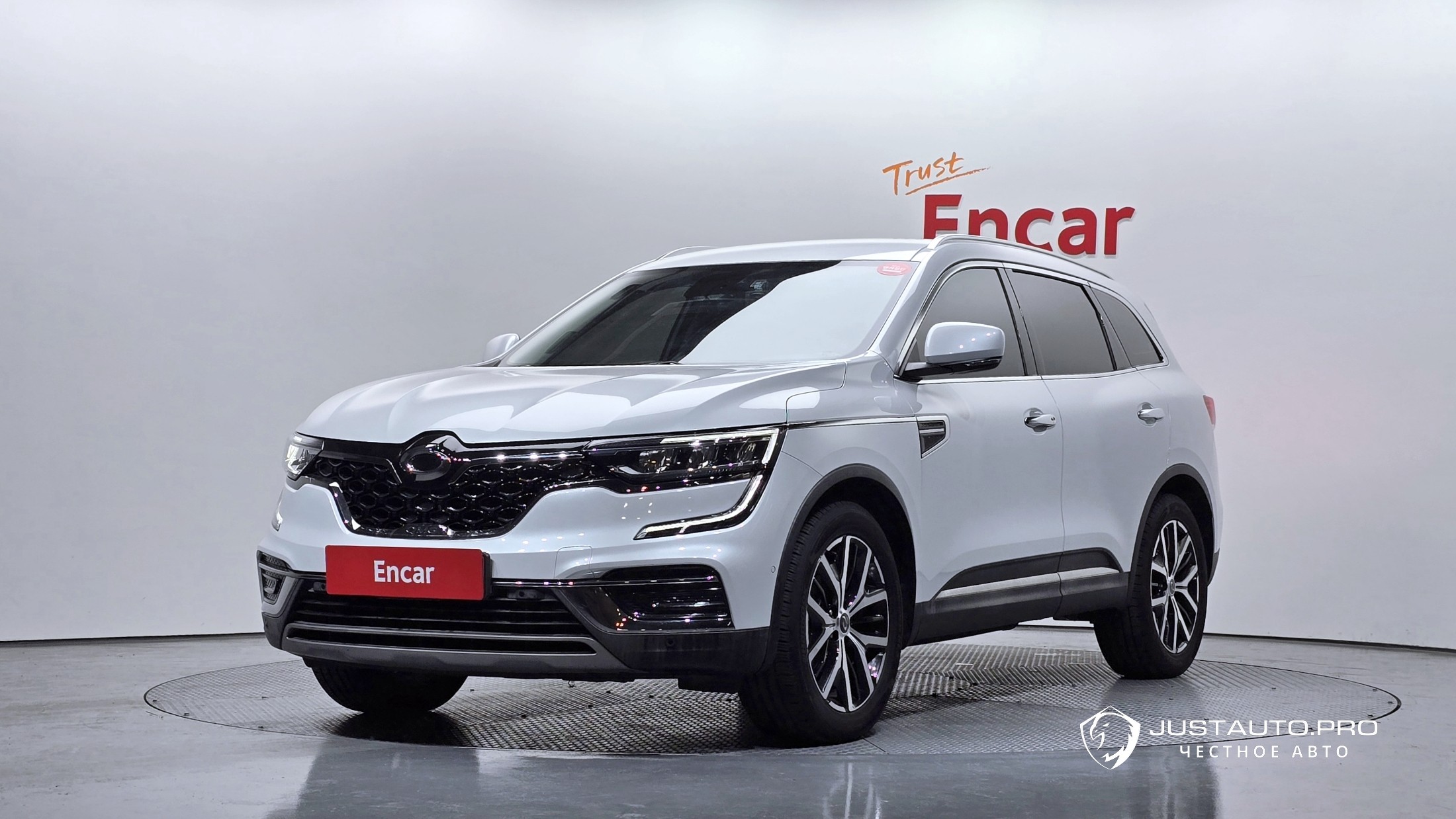 Автомобиль Renault-KoreaSamsung QM6