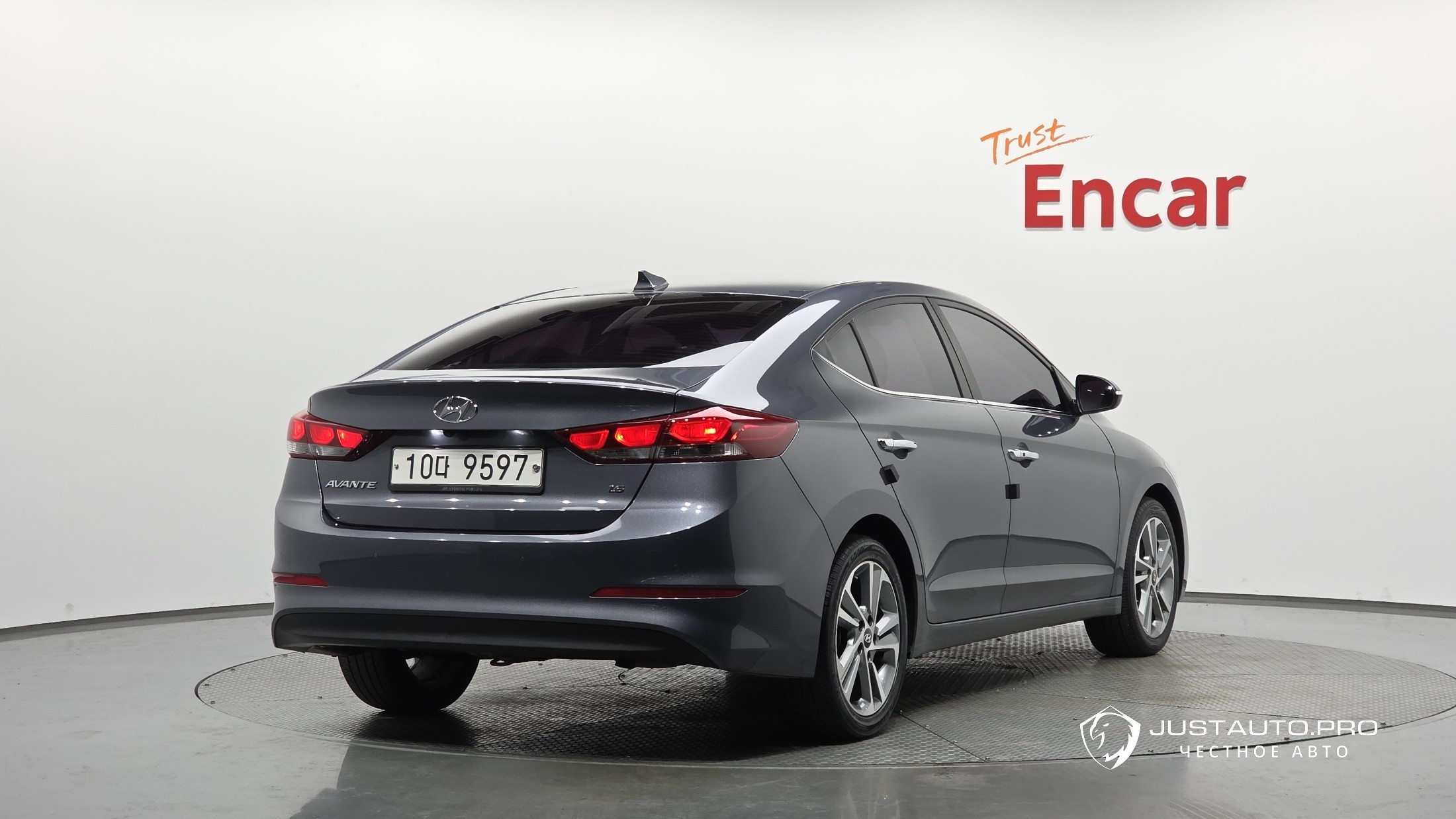 Автомобиль Hyundai AVANTE