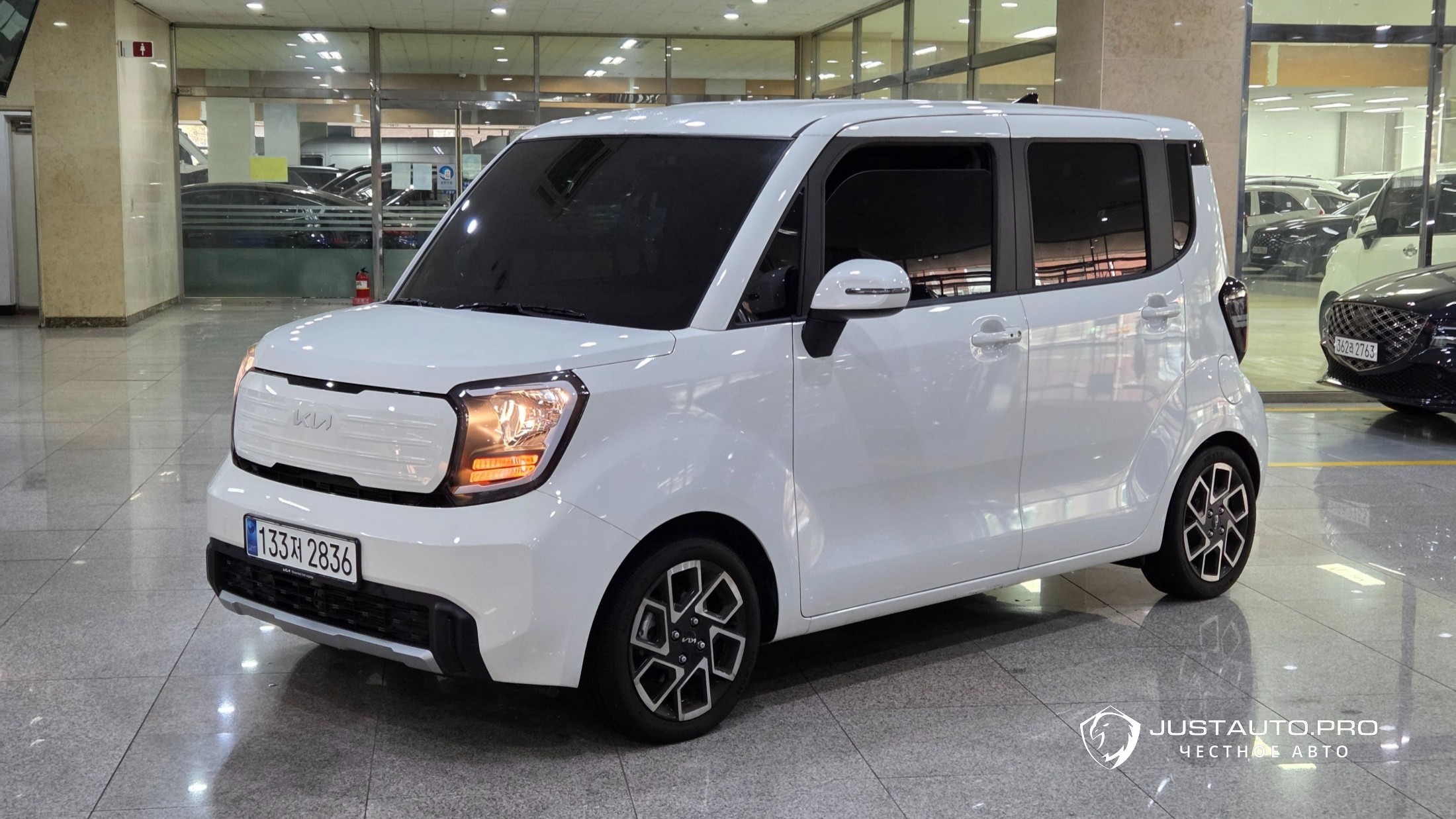 Автомобиль Kia RAY
