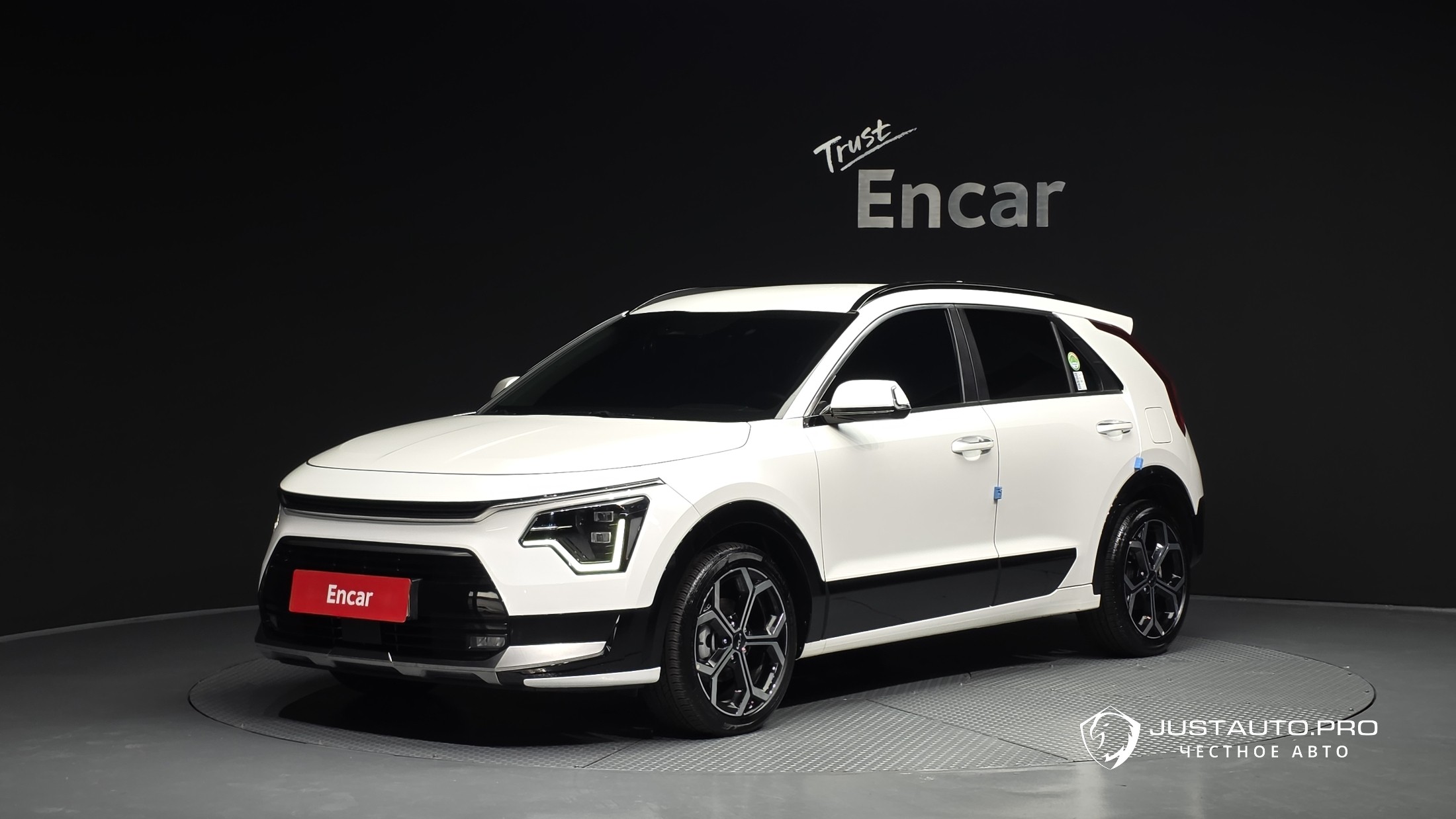 Автомобиль Kia Niro