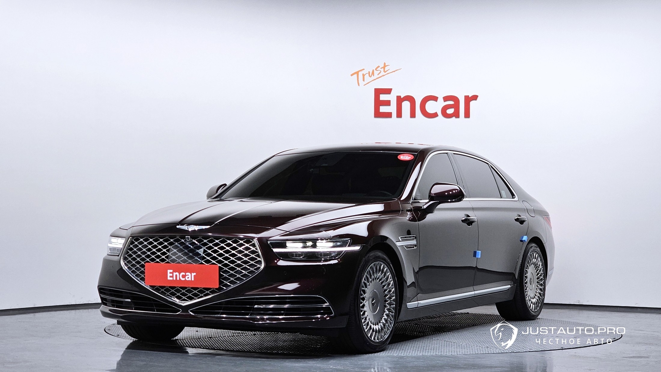 Автомобиль Genesis G90