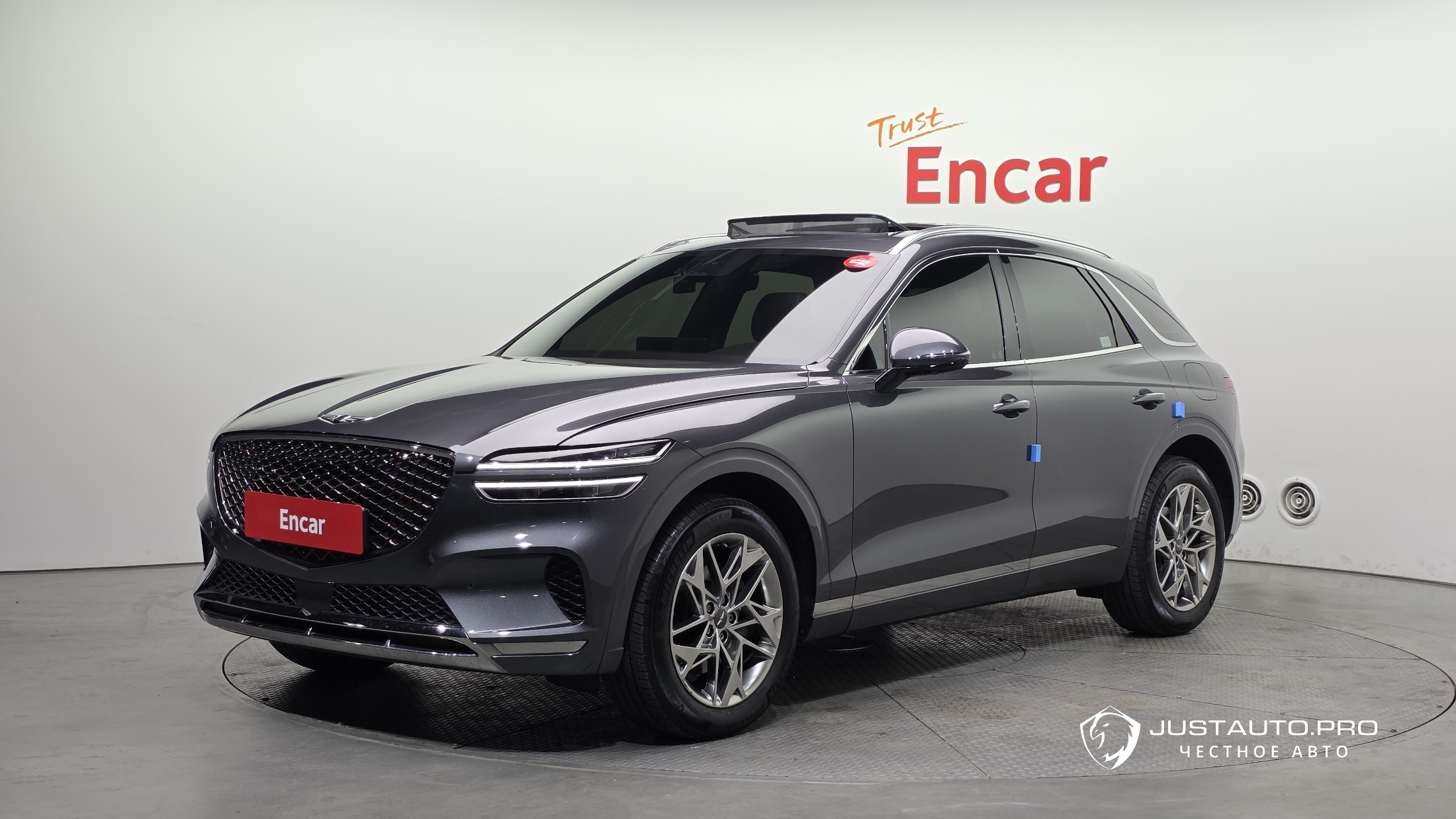 Автомобиль Genesis GV70