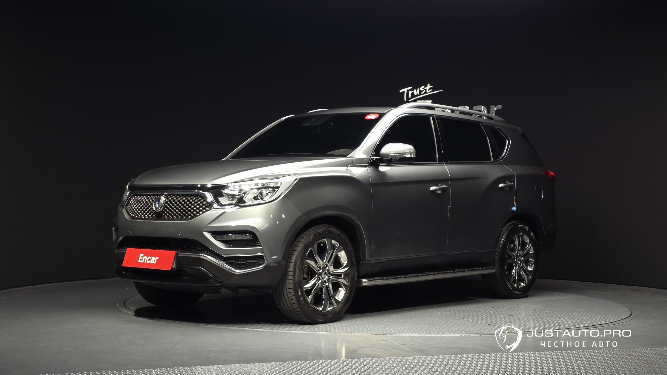 Автомобиль KG_Mobility_Ssangyong Rexton