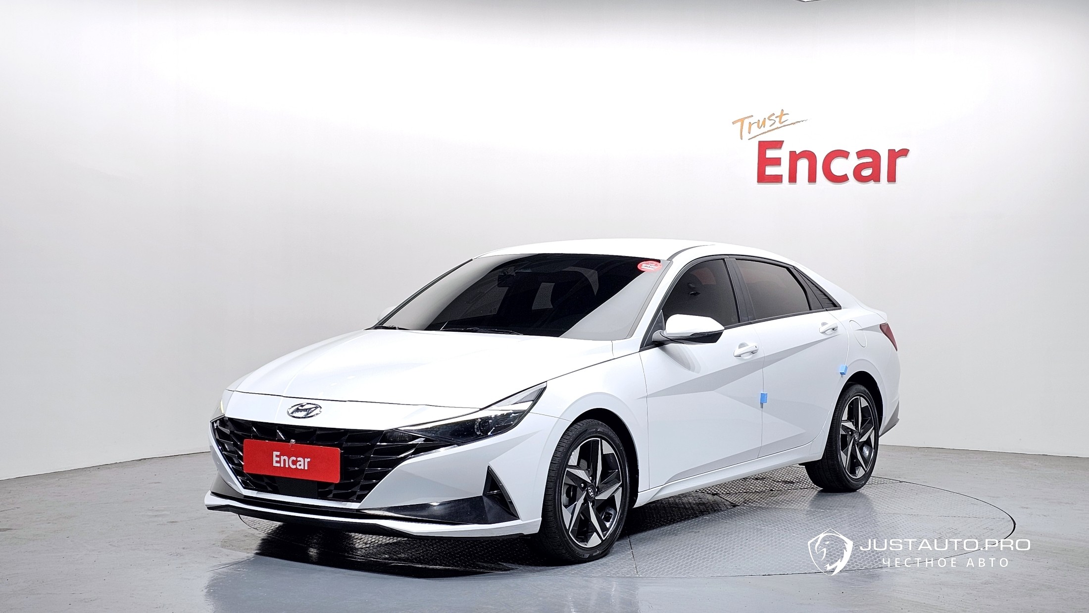 Автомобиль Hyundai AVANTE