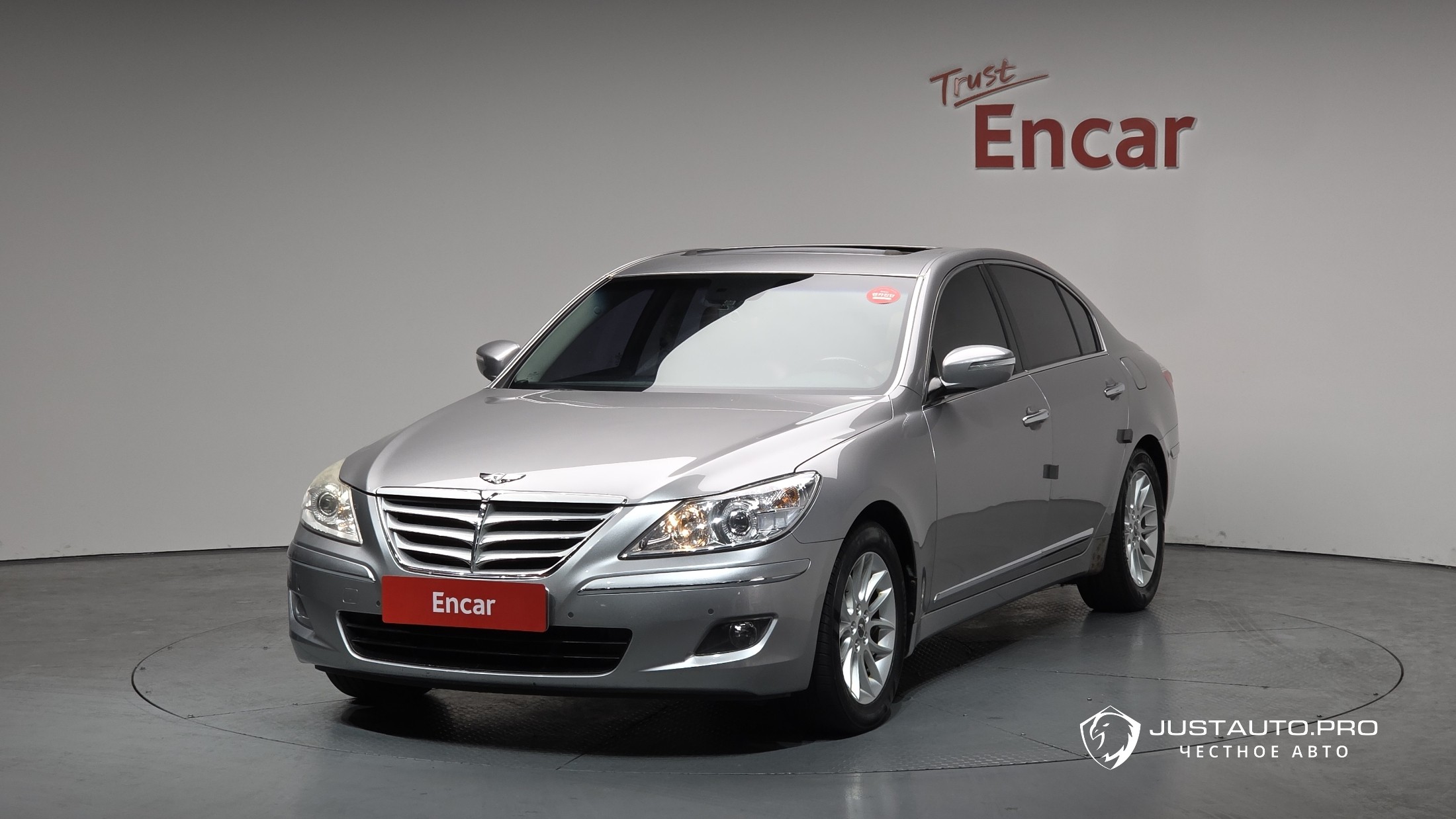 Автомобиль Hyundai Genesis